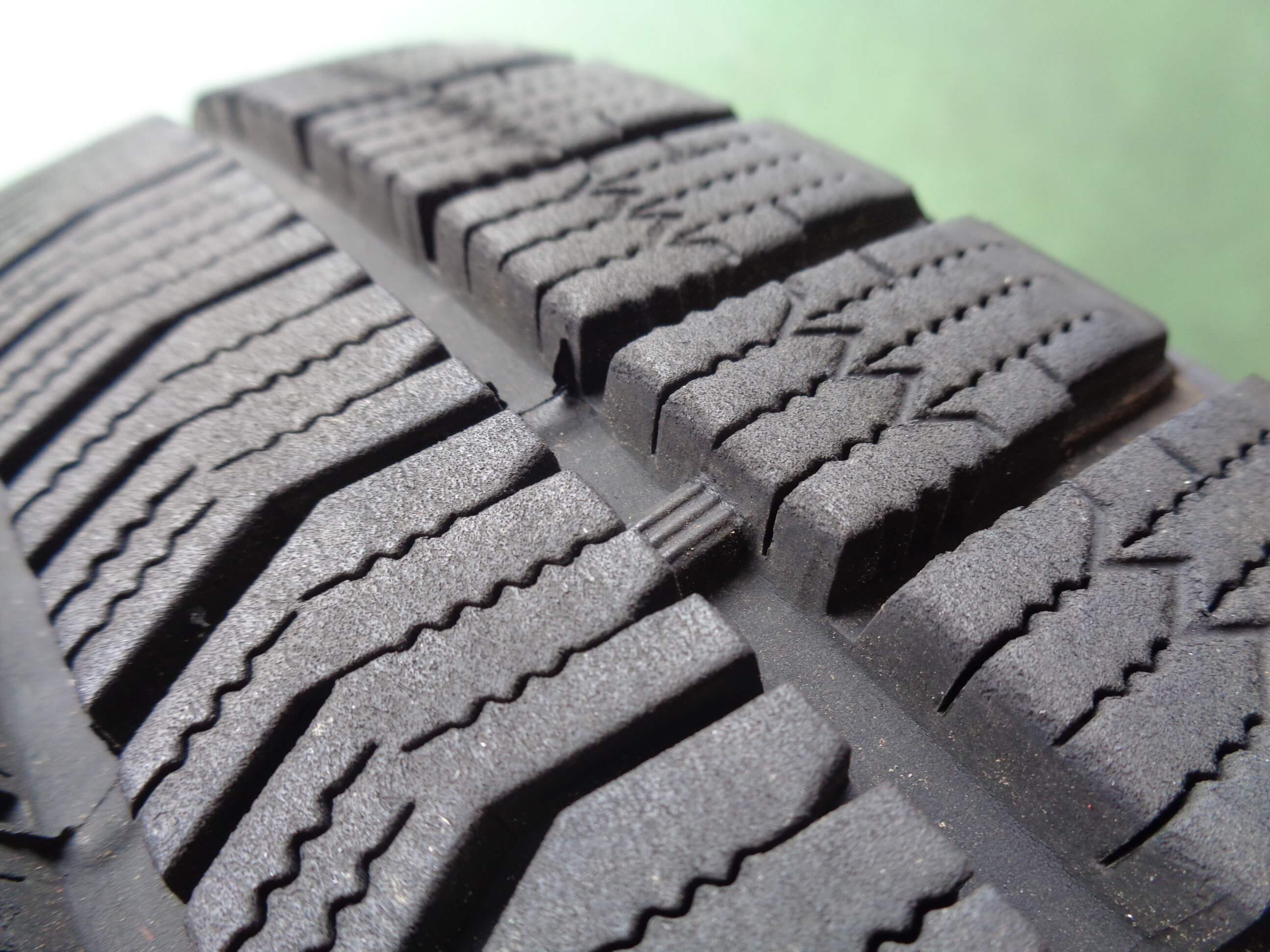 キラユウさん専用②2022年バリ山！ブリヂストン　ブリザックVRX2 軽自動車 BRIDGESTONE 4本 バリ山 2024年製 中古 スタッドレス タイヤ