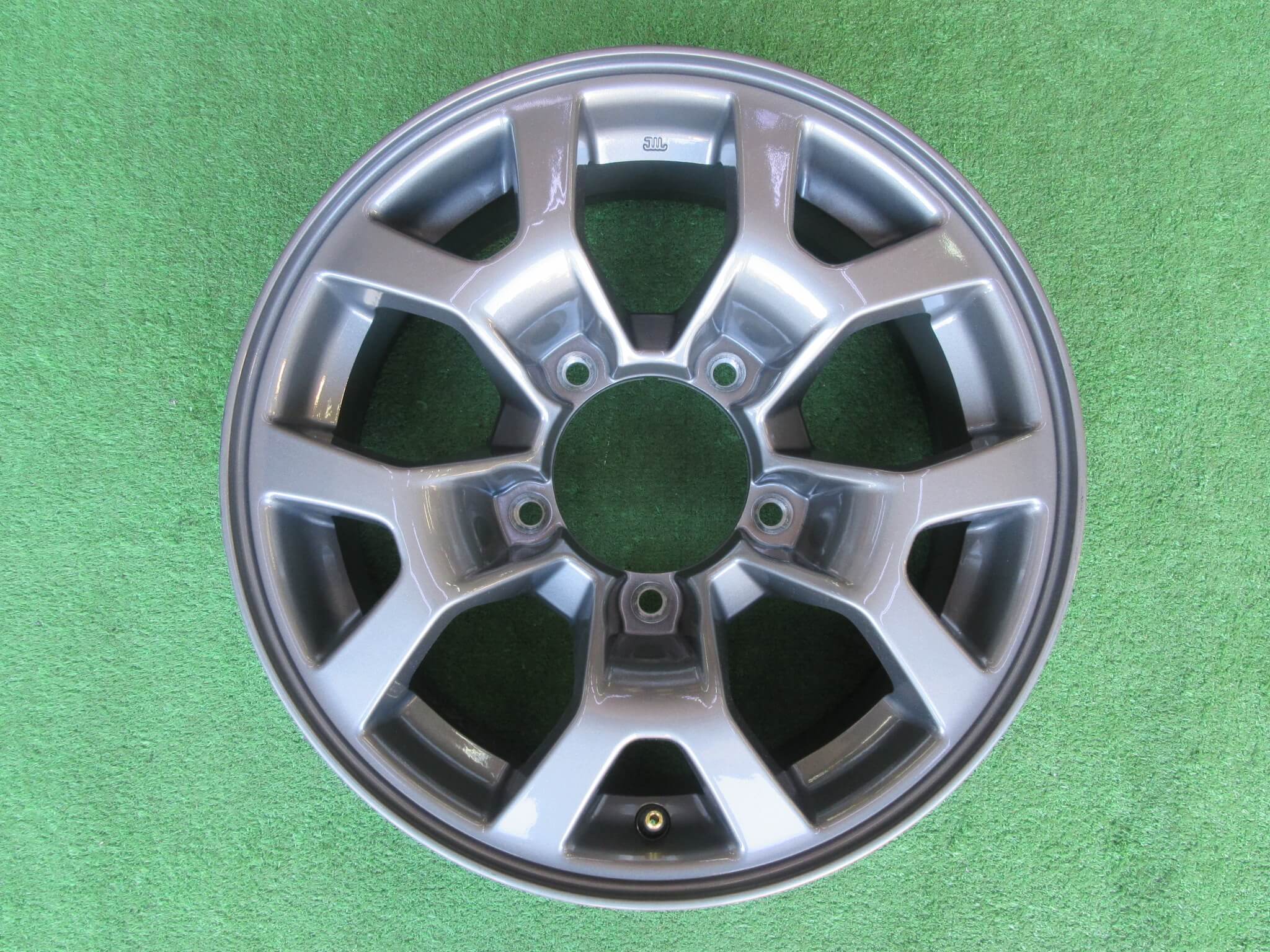 たか②ジムニーシエラ　純正ホイール２本セット　15インチ スズキ ジムニーシエラ純正ホイール2