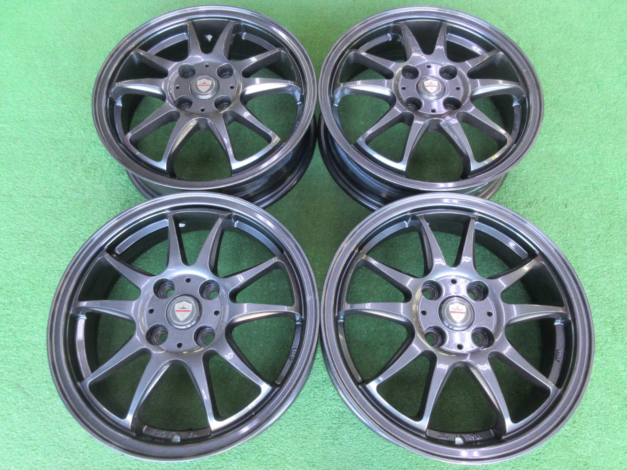 ESTROSAエステローザ EST-5T 17インチホイール 2本美品！ ESTROSAエステローザ EST-5T 17インチホイール 2本美品！ - メルカリ