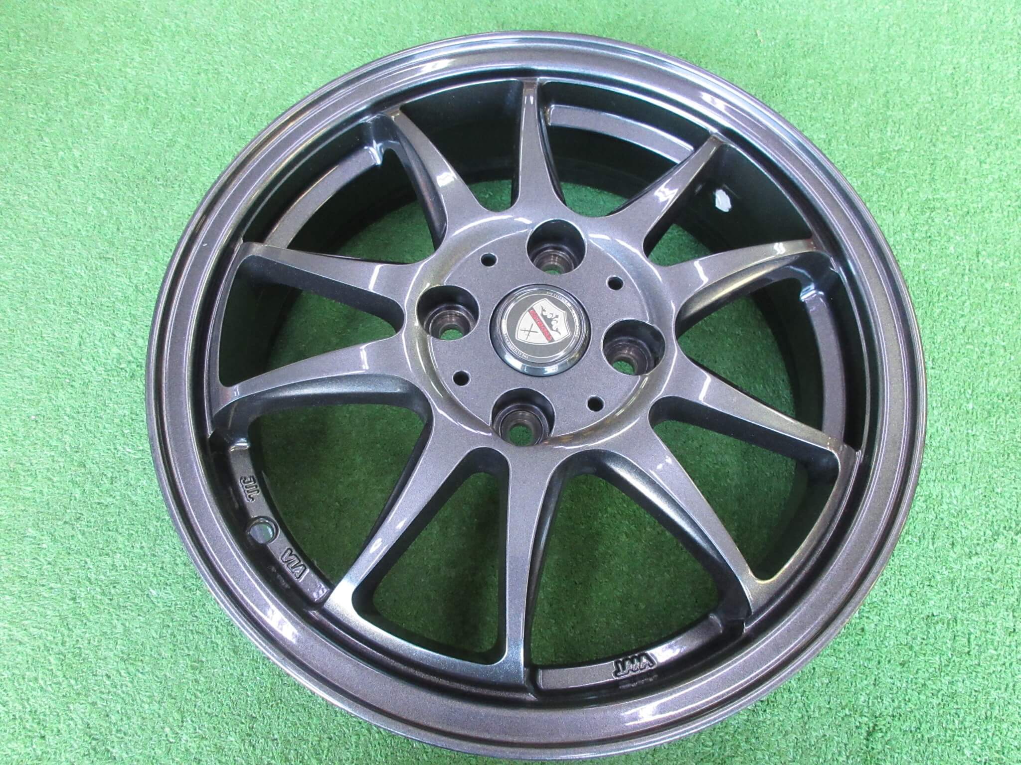 ESTROSAエステローザ EST-5T 17インチホイール 2本美品！ Lehrmeister