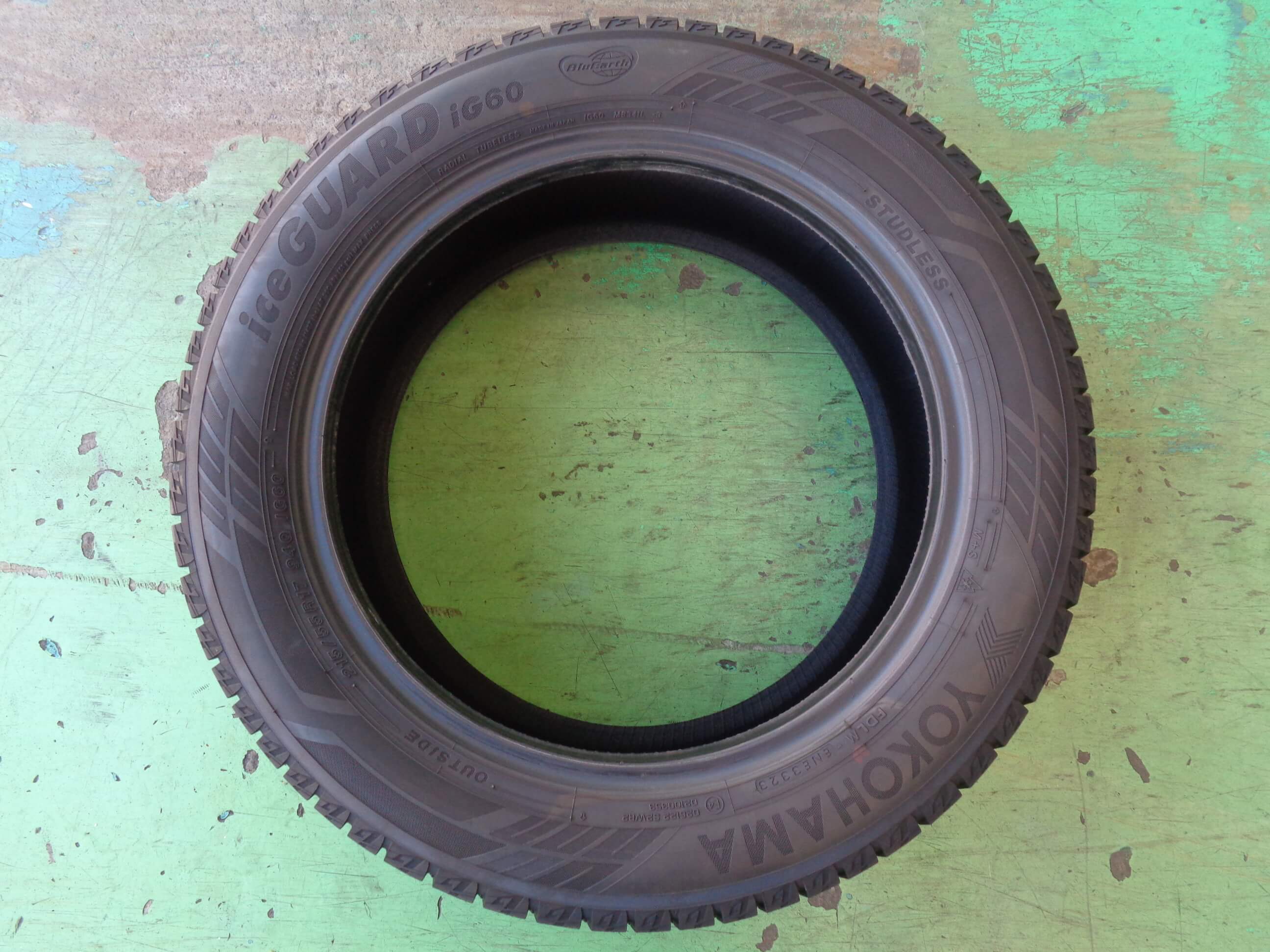 9分山ヨコハマタイヤスタッドレスアイスガードIG60 215/65R16中古4本 ヨコハマタイヤ（YOKOHAMA TIRE） 中古タイヤ スタッドレスタイヤ 4本