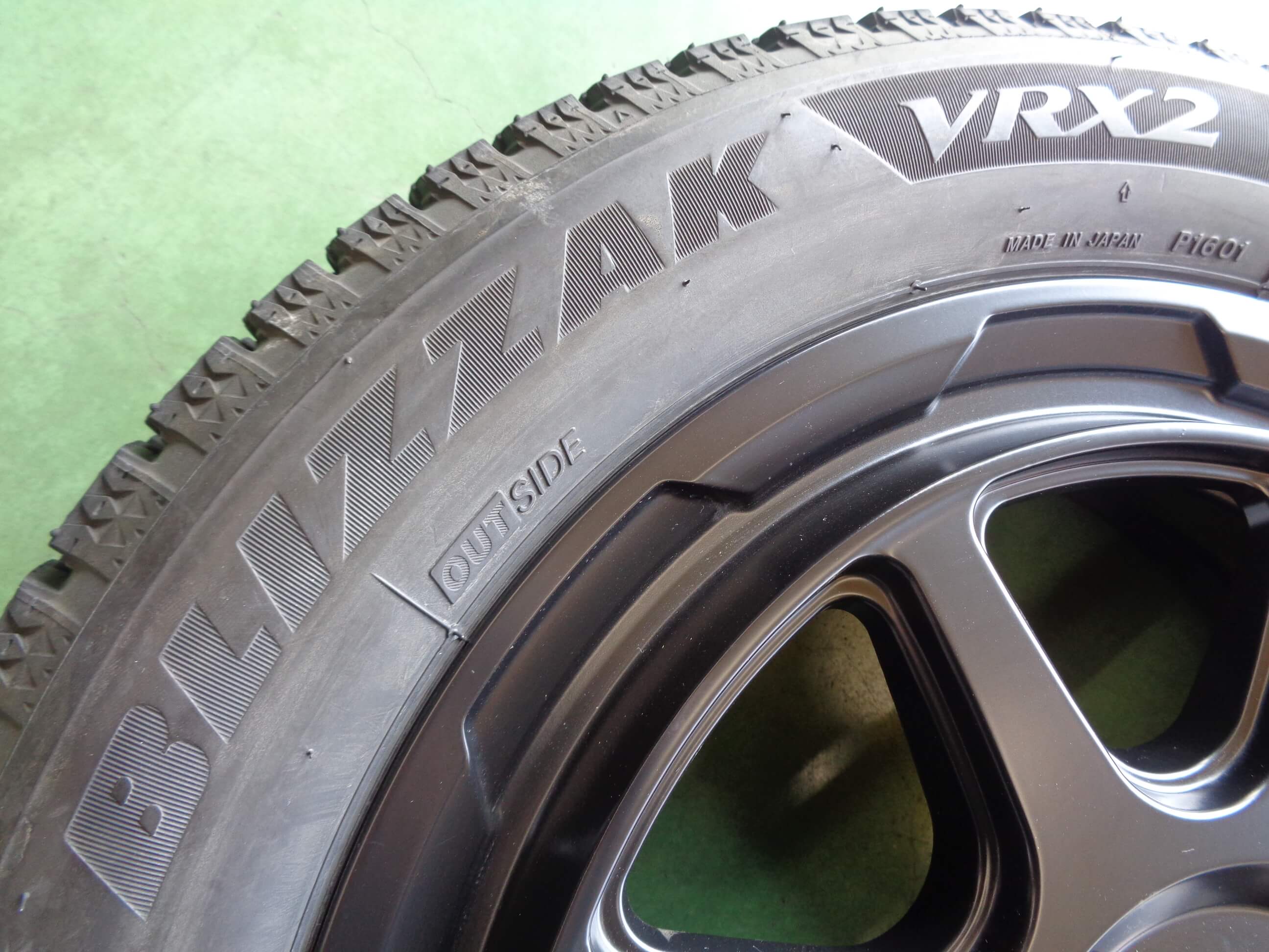 スタットベルク ブリヂストン ブリザックVRX2