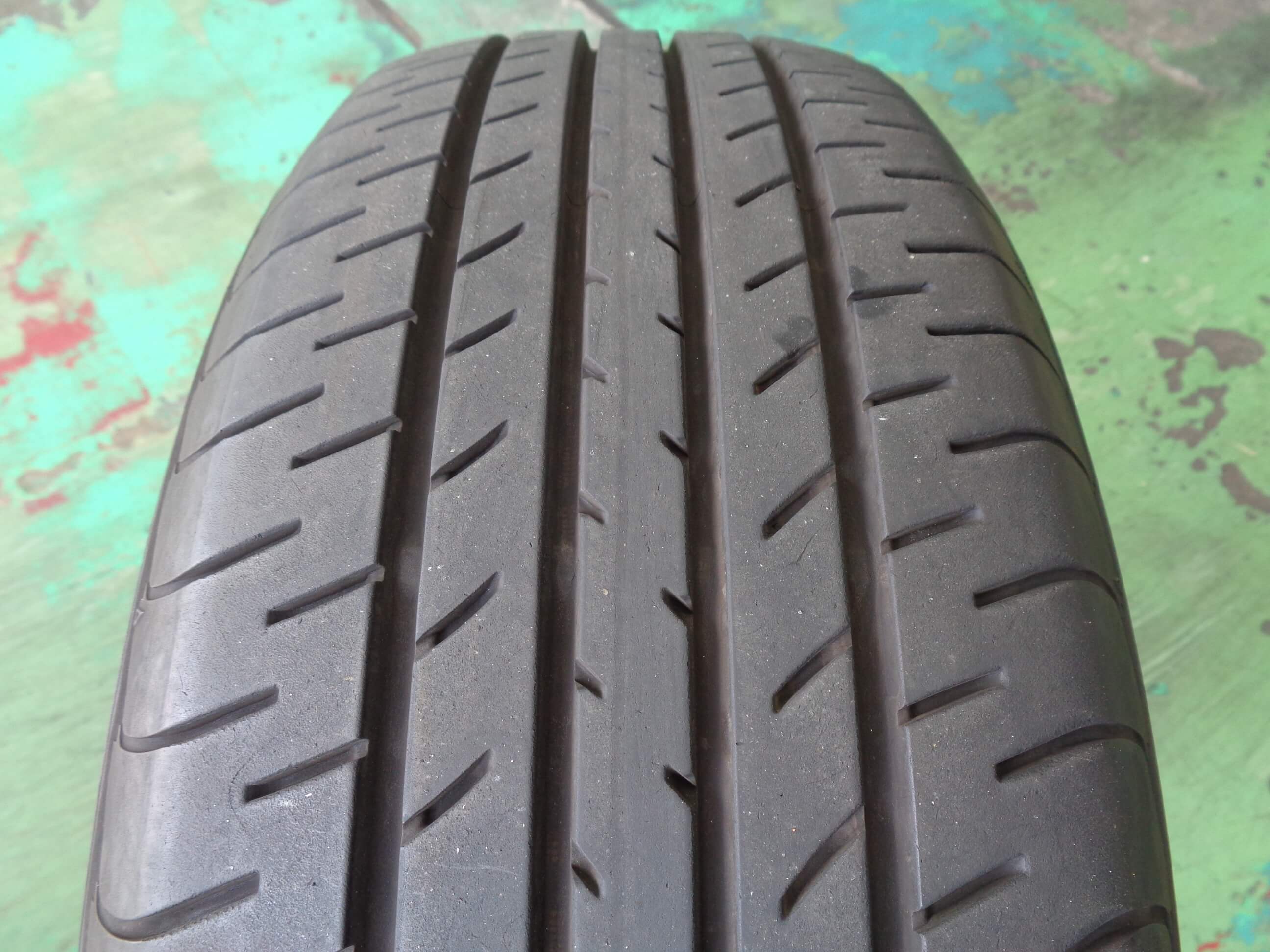 225/60R17 ヨコハマ 4本セット BluEarth E51 YOKOHAMA BluEarth-RV