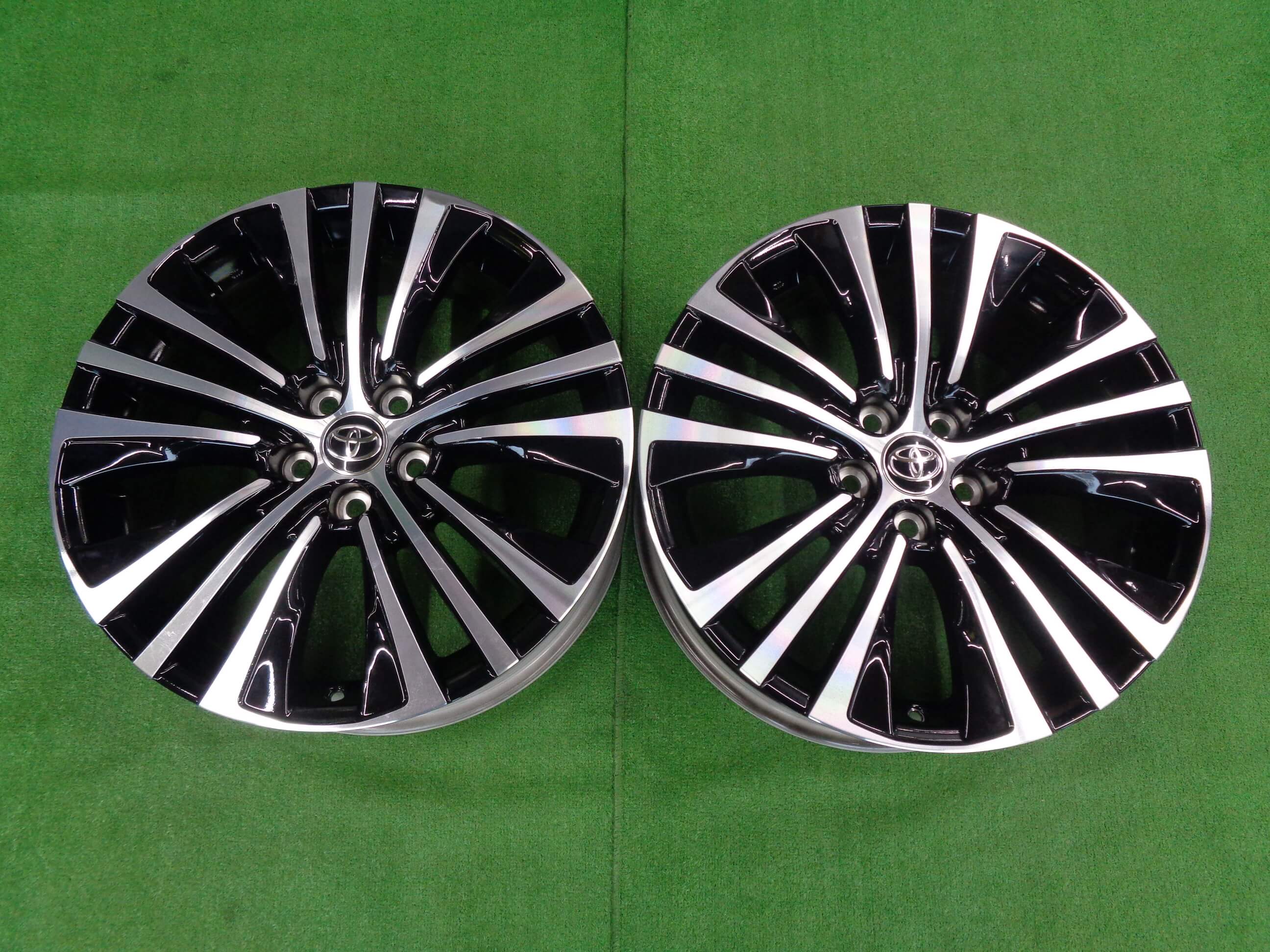 【新車外し】ハリアー80 HV Z　純正 19インチ　アルミホイール4本セット 新車外し】ハリアー80 HV Z 純正 19インチ アルミホイール4本セット