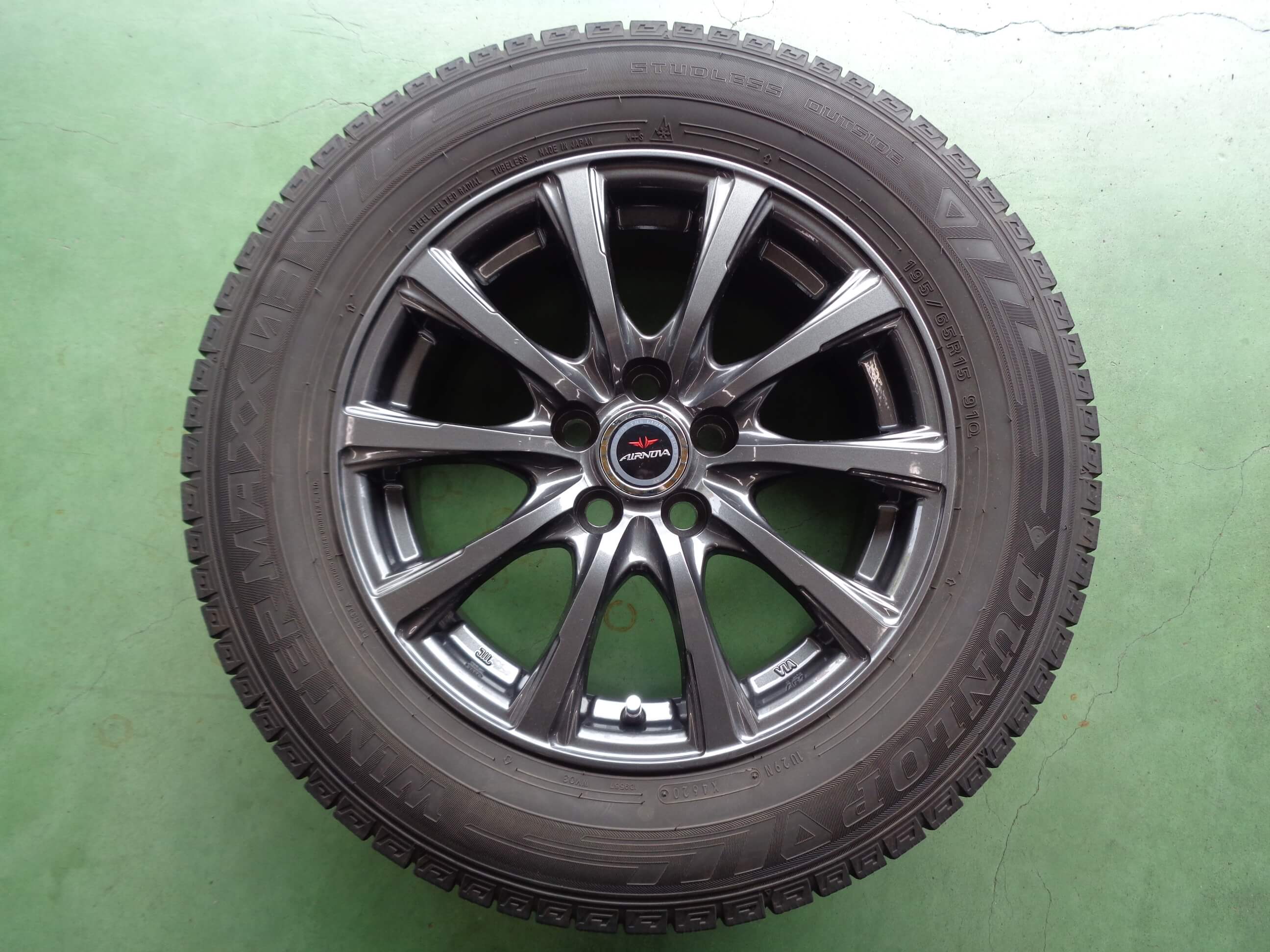 15インチアルミホイール ダンロップウインターマックス03 195/65R15
