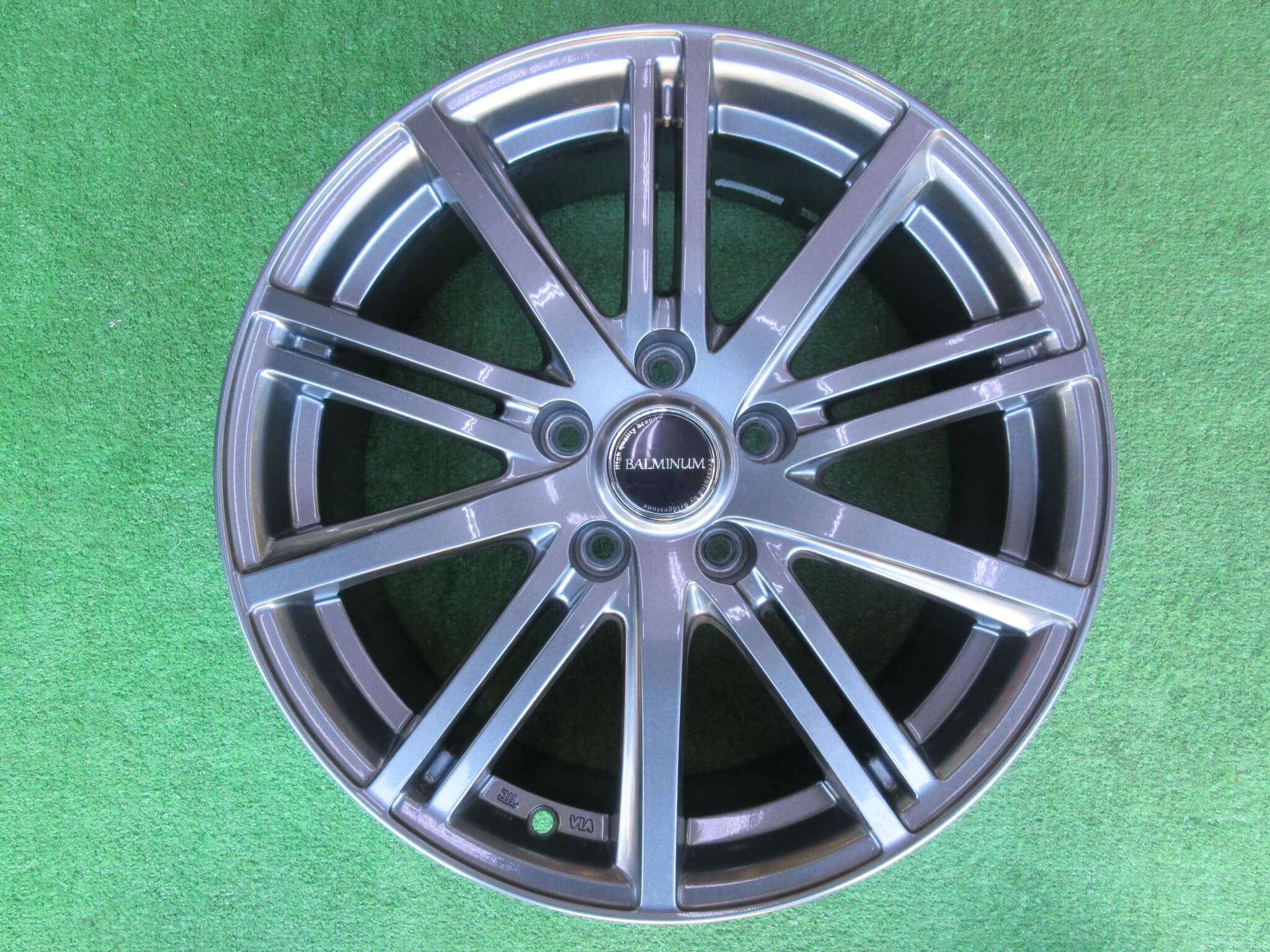 17インチ 中古品 現品限り】Gスピード 中古アルミホイール 17インチ 4 17インチ 中古品 現品限り】Gスピード 中古アルミホイール 17インチ 4