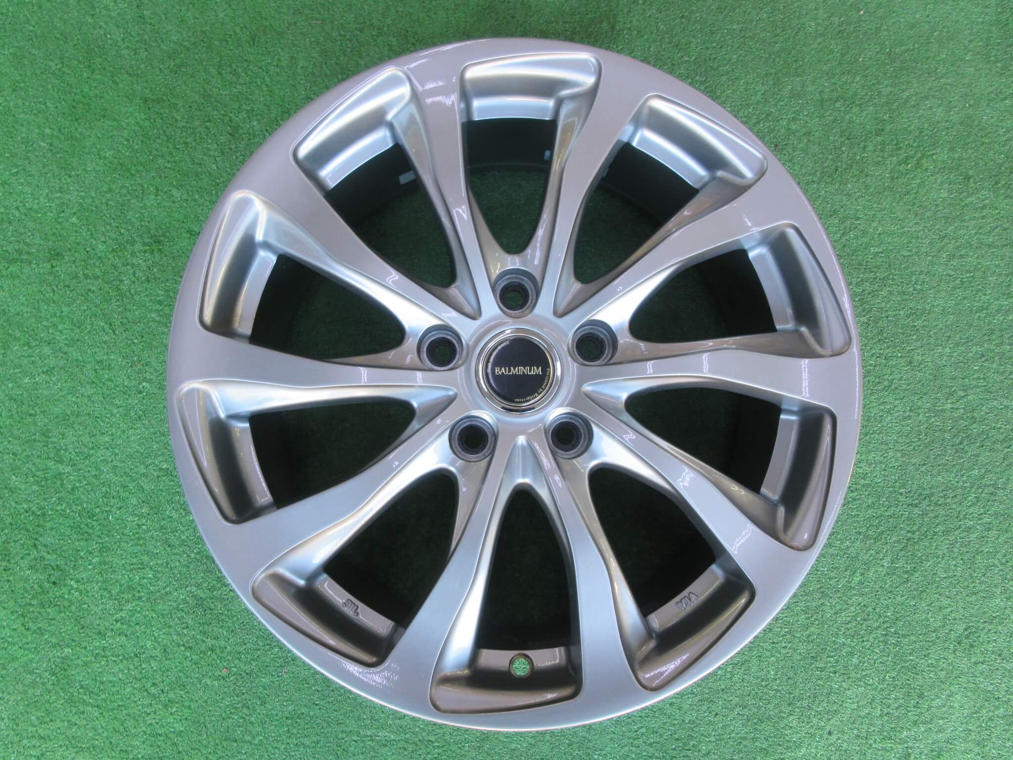 ナルトさん専用】プリウス トヨタ純正ホイール スタッドレスタイヤ