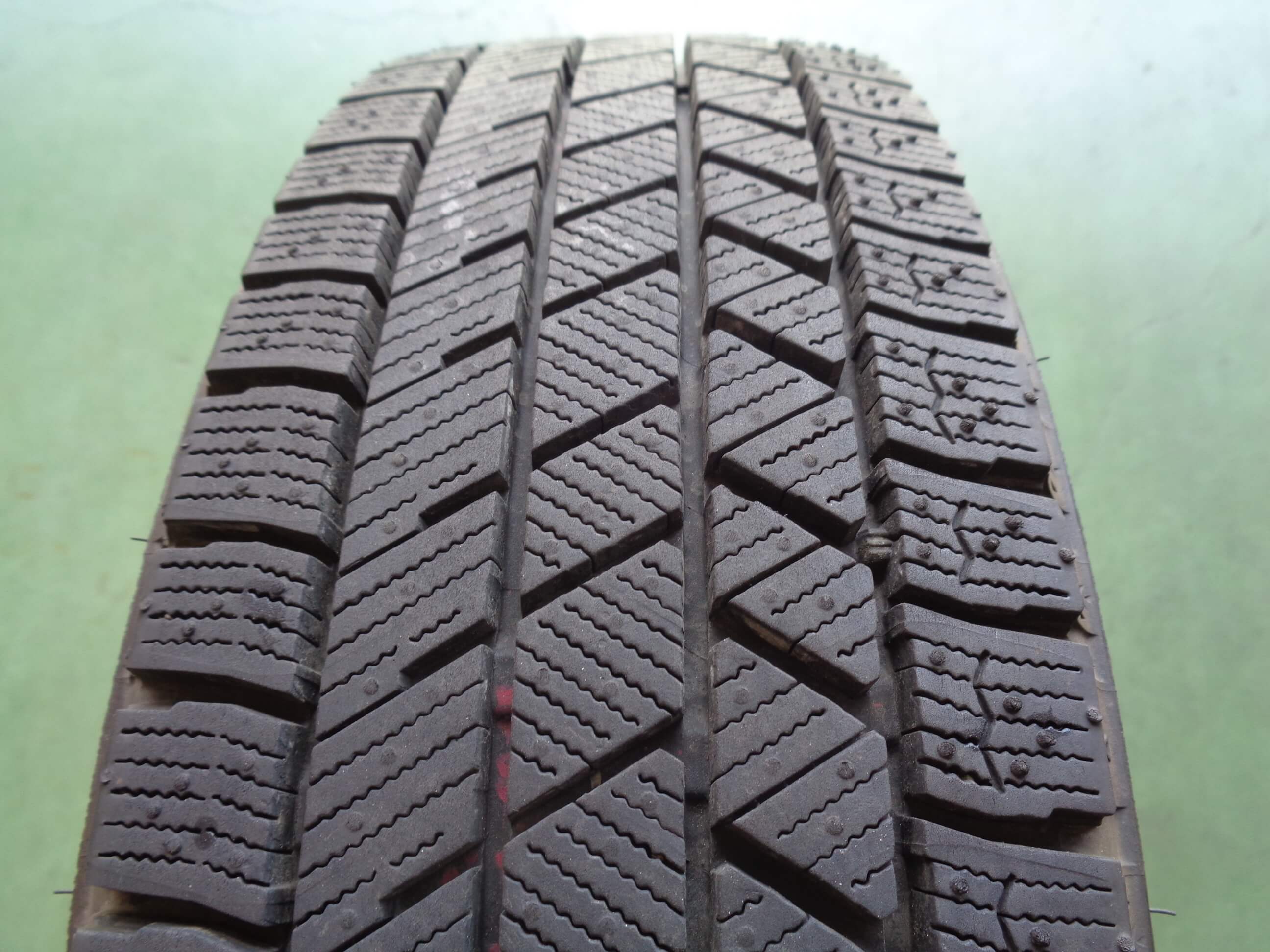 ブリザック BLIZZAK VRX3 165/80R13 83Q｜ブリヂストン タイヤオンラインストア
