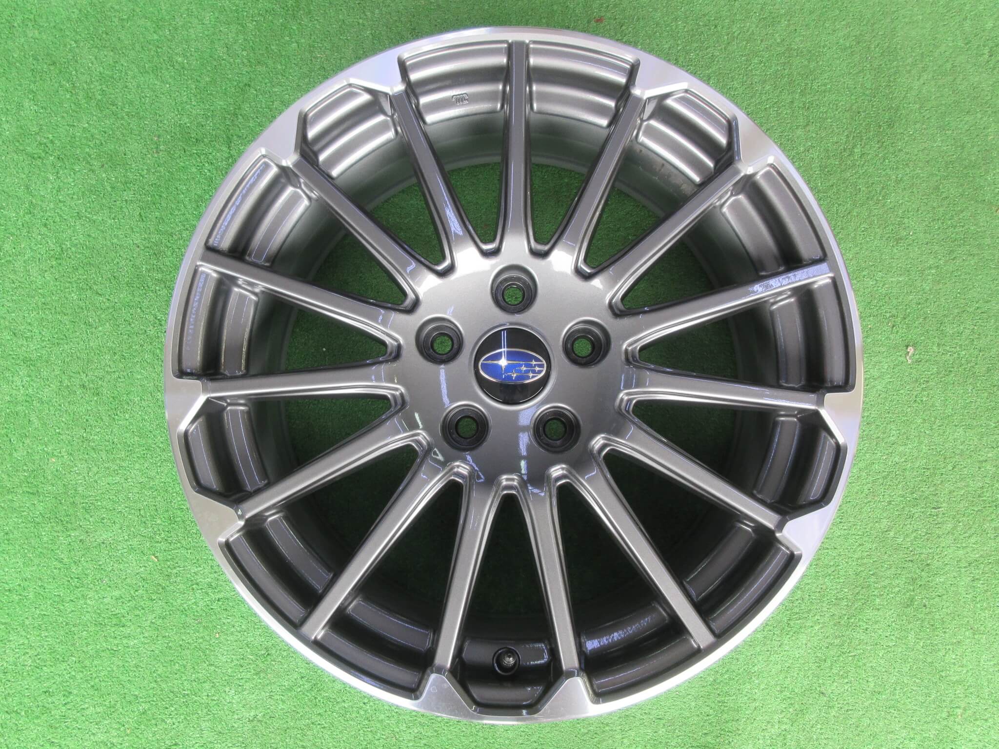 スバル VMレヴォーグSTI純正ホイール