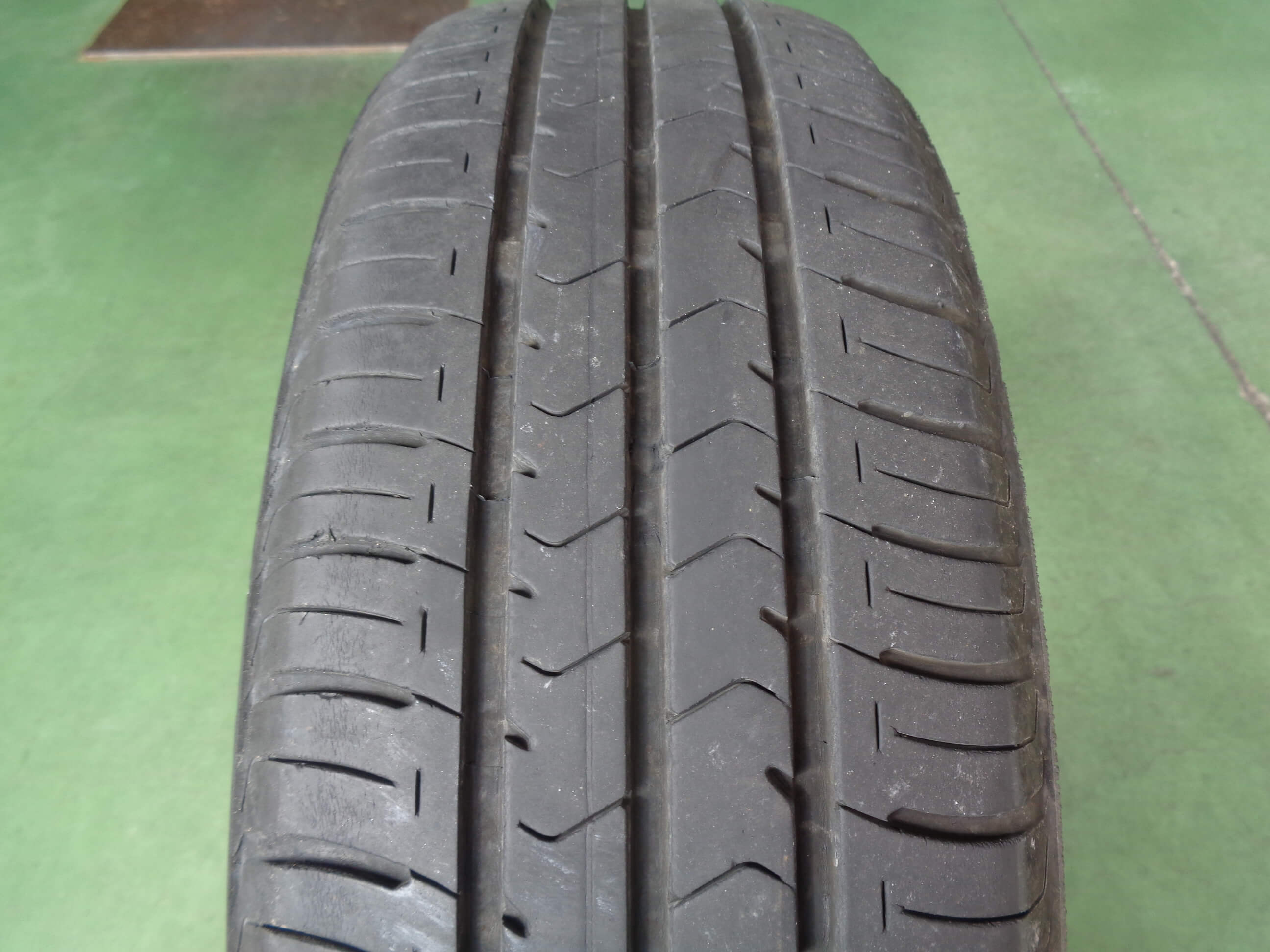 ヨコハマ　ブルーアースＥＳ３２