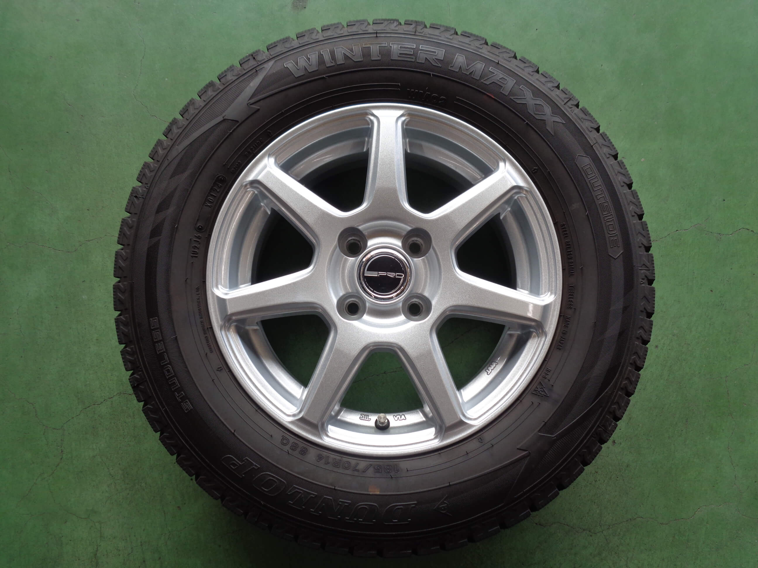 ★2700 185/70R14 ダンロップウインターマックスWM02 4本 楽天市場】185／70r14 スタッドレス winter maxx02の通販