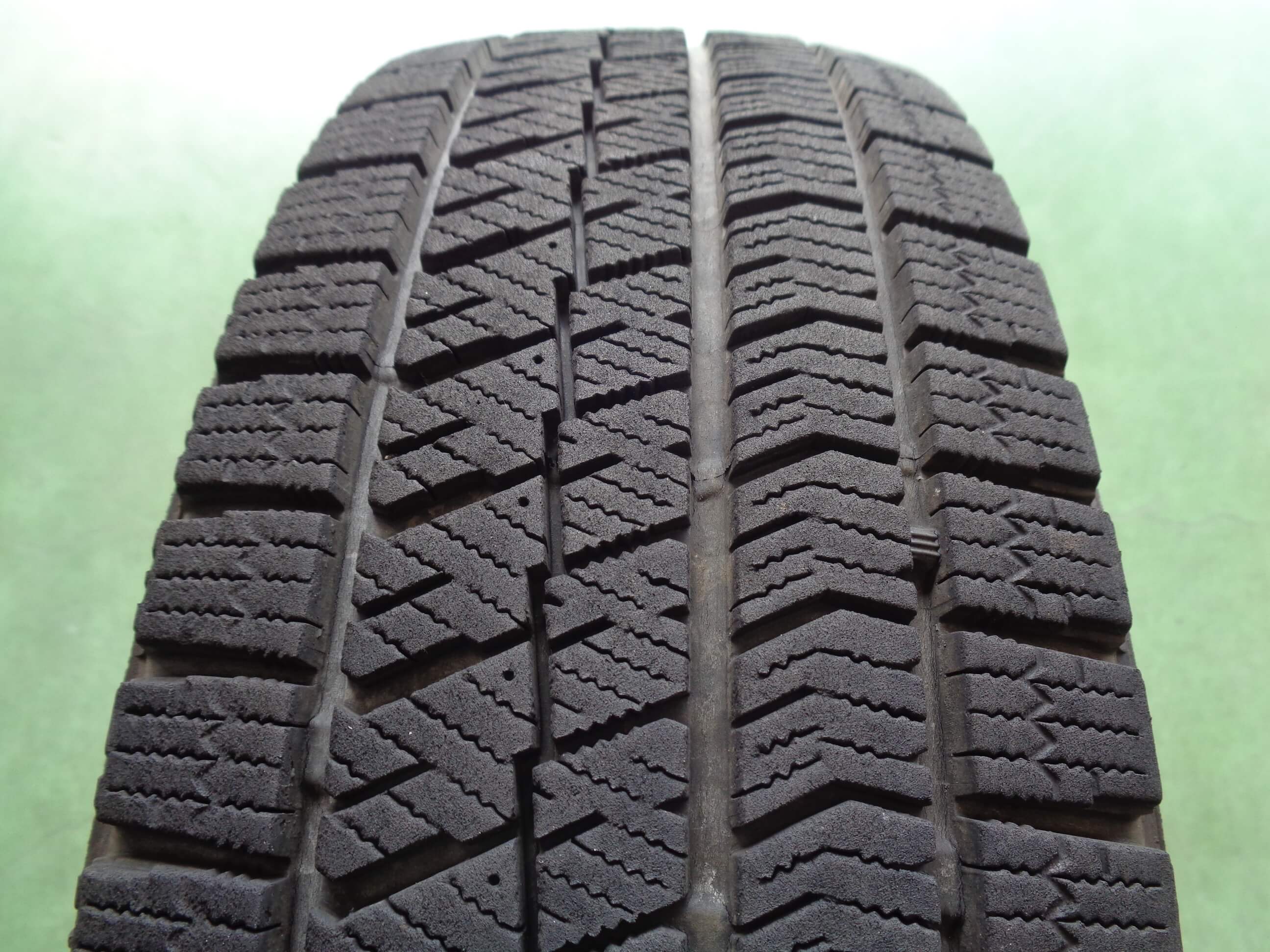 ブリヂストン ブリザックVRX2