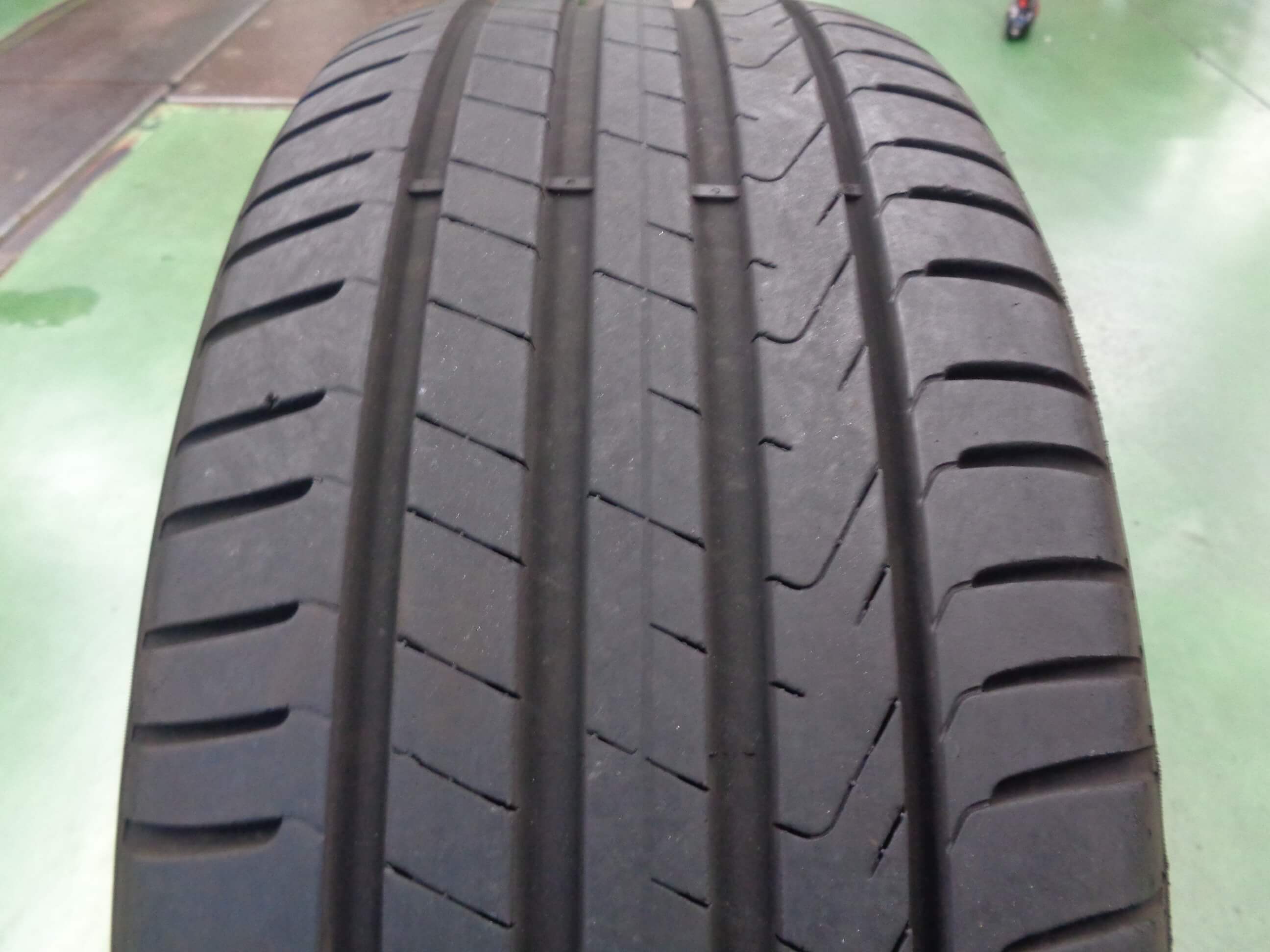 ミヤヒロ。8日まで！21年製造ノーマル225/45R18 4本 ミヤヒロ。8日まで！21年製造ノーマル225/45R18 4本 楽天市場
