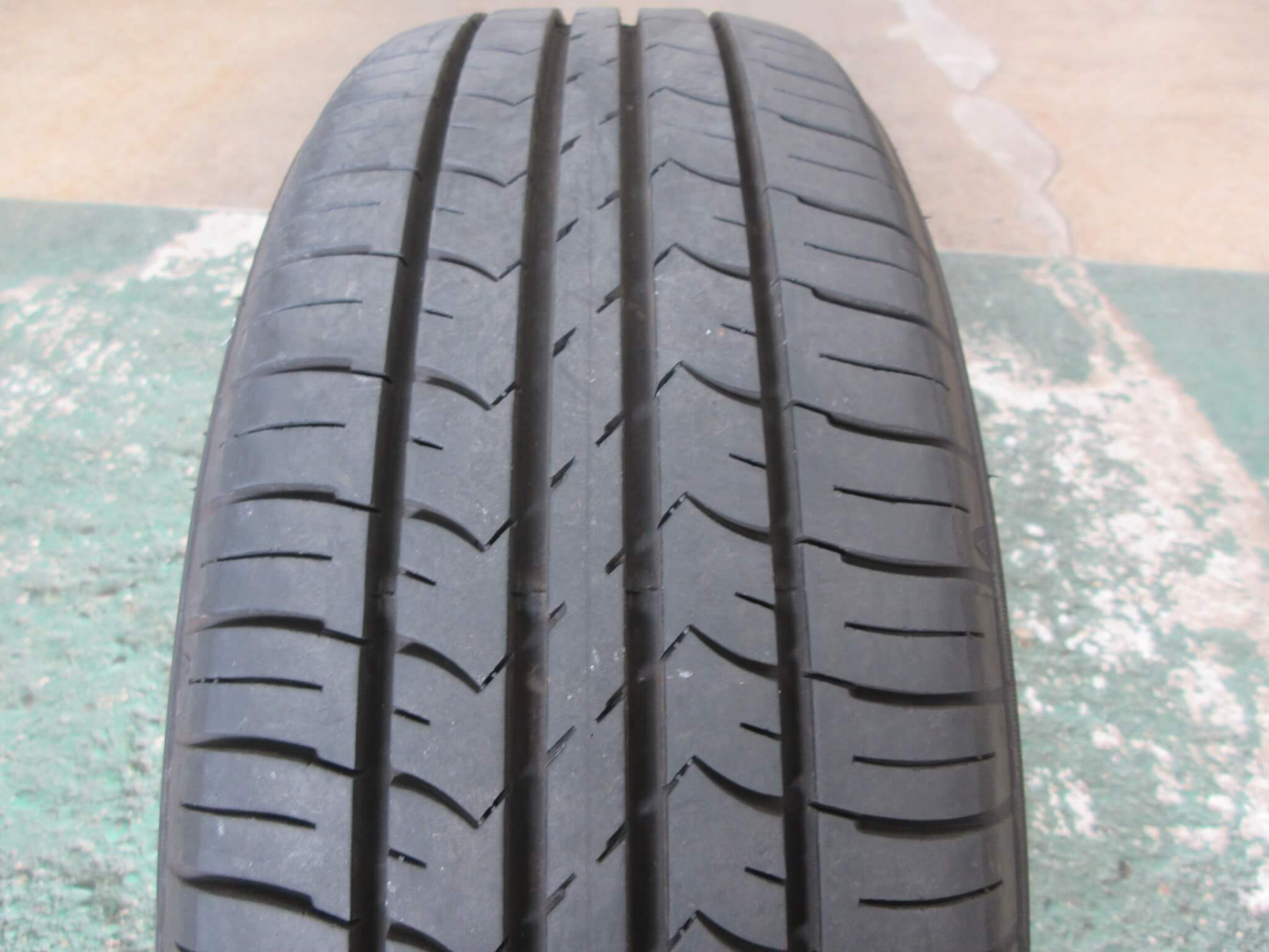 新品タイヤ 中古タイヤ » 15インチ » 商品一覧