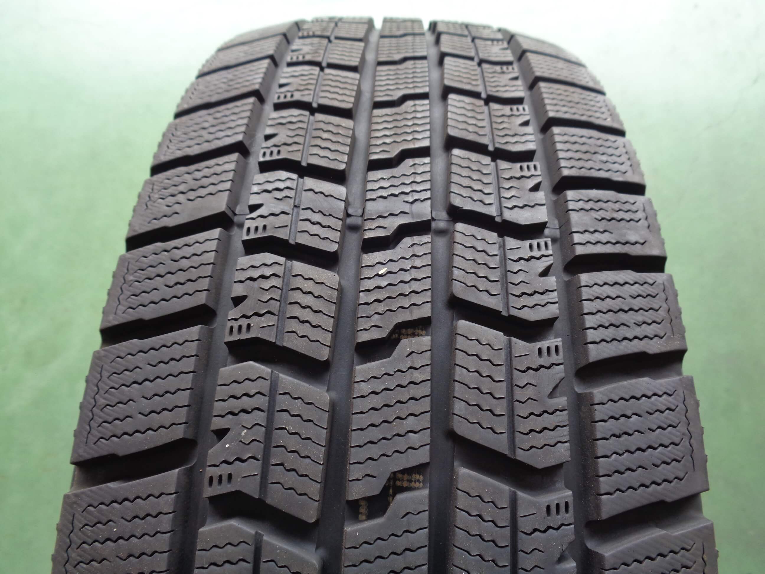 グッドイヤー　アイスナビ7