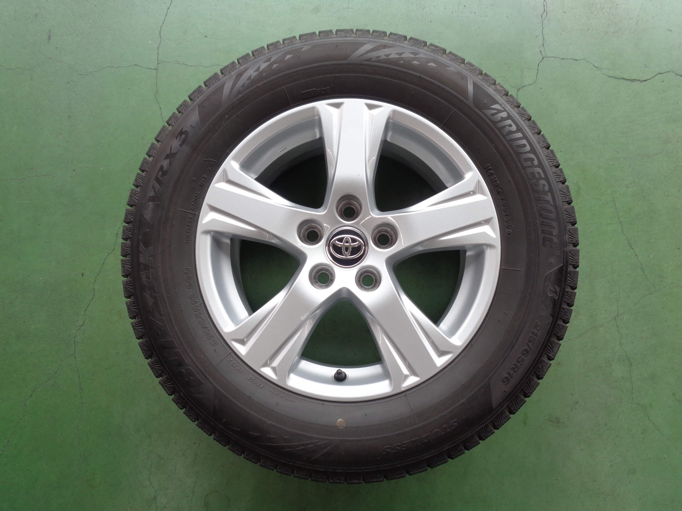 中古スタッドレスセット » 16インチ » 商品一覧