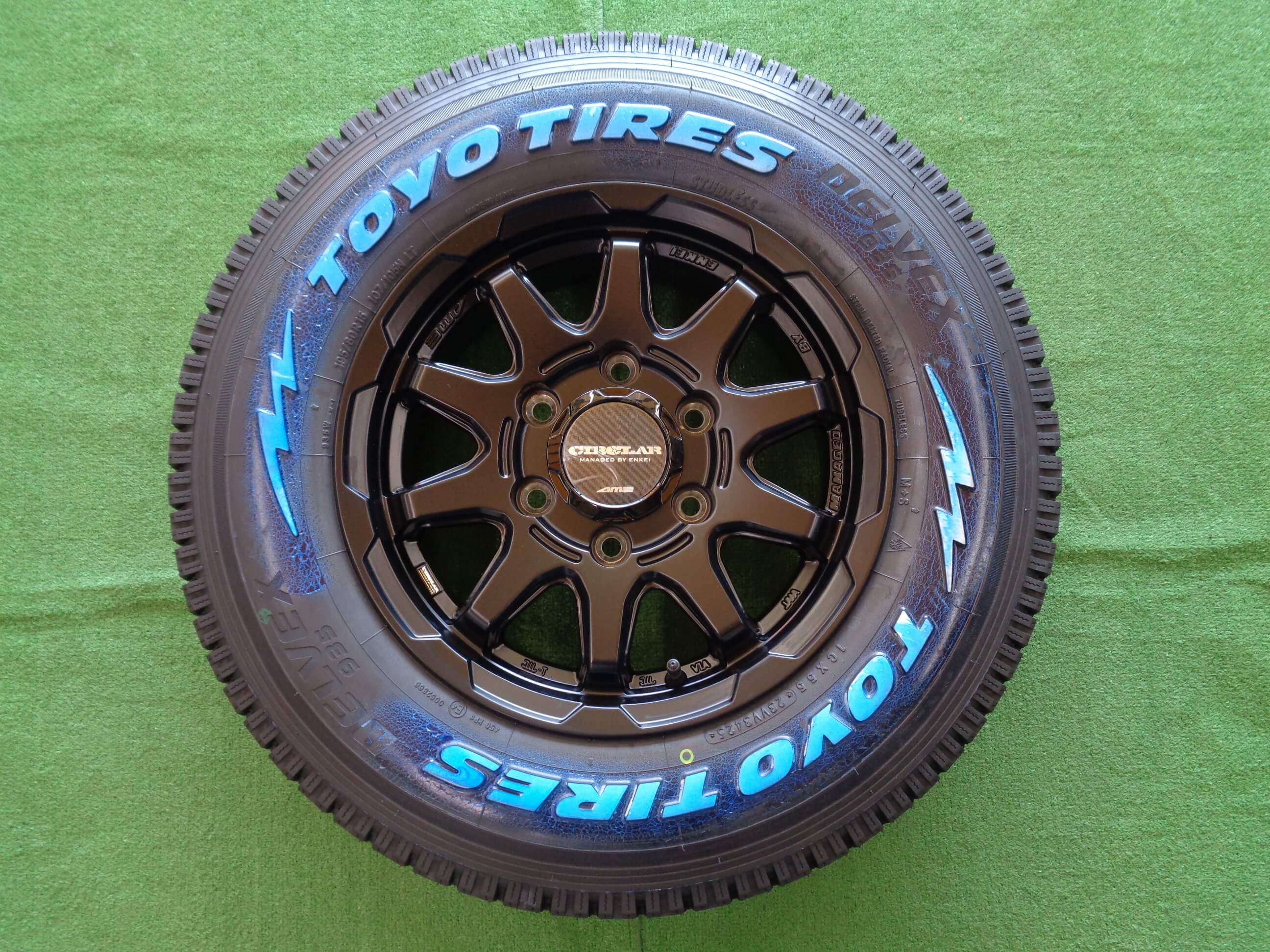 トーヨータイヤ　デルベックス935W