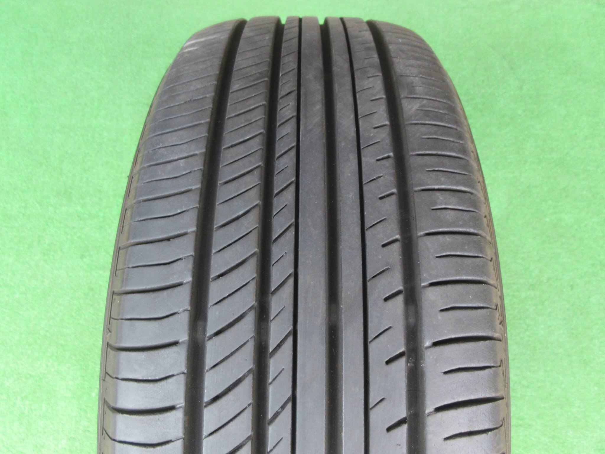 ヨコハマ　アドバンｄＢ V552