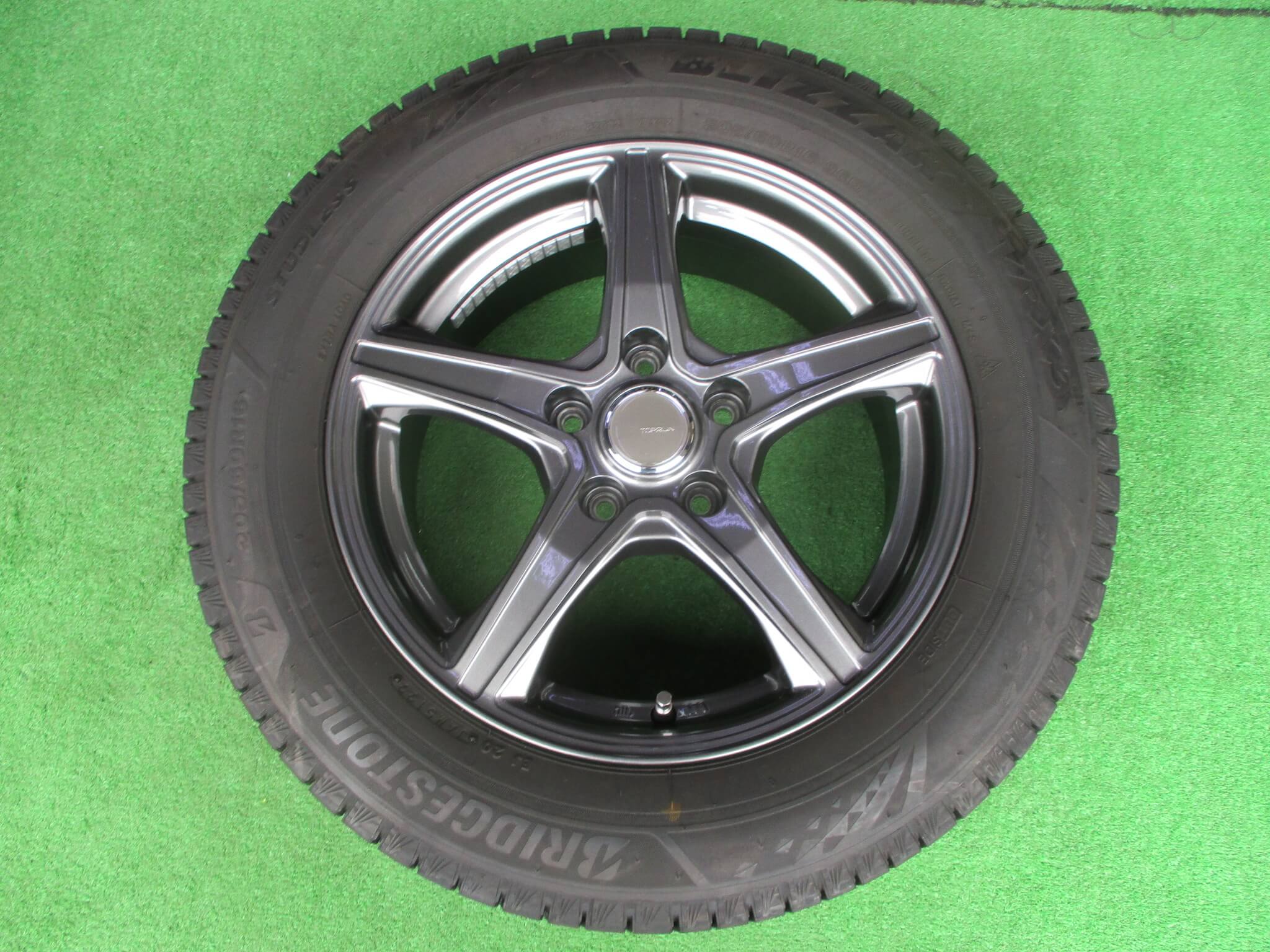 クラウン純正16インチアルミホイールスタッドレスセット 楽天市場】クラウン 純正 ホイール 中古（リム径（インチ）16