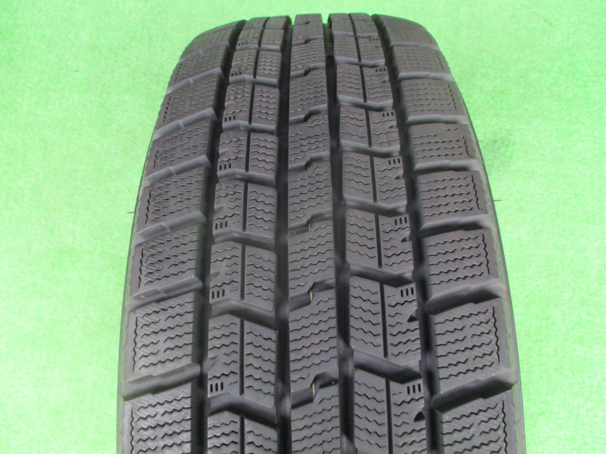 グッドイヤー　アイスナビ7