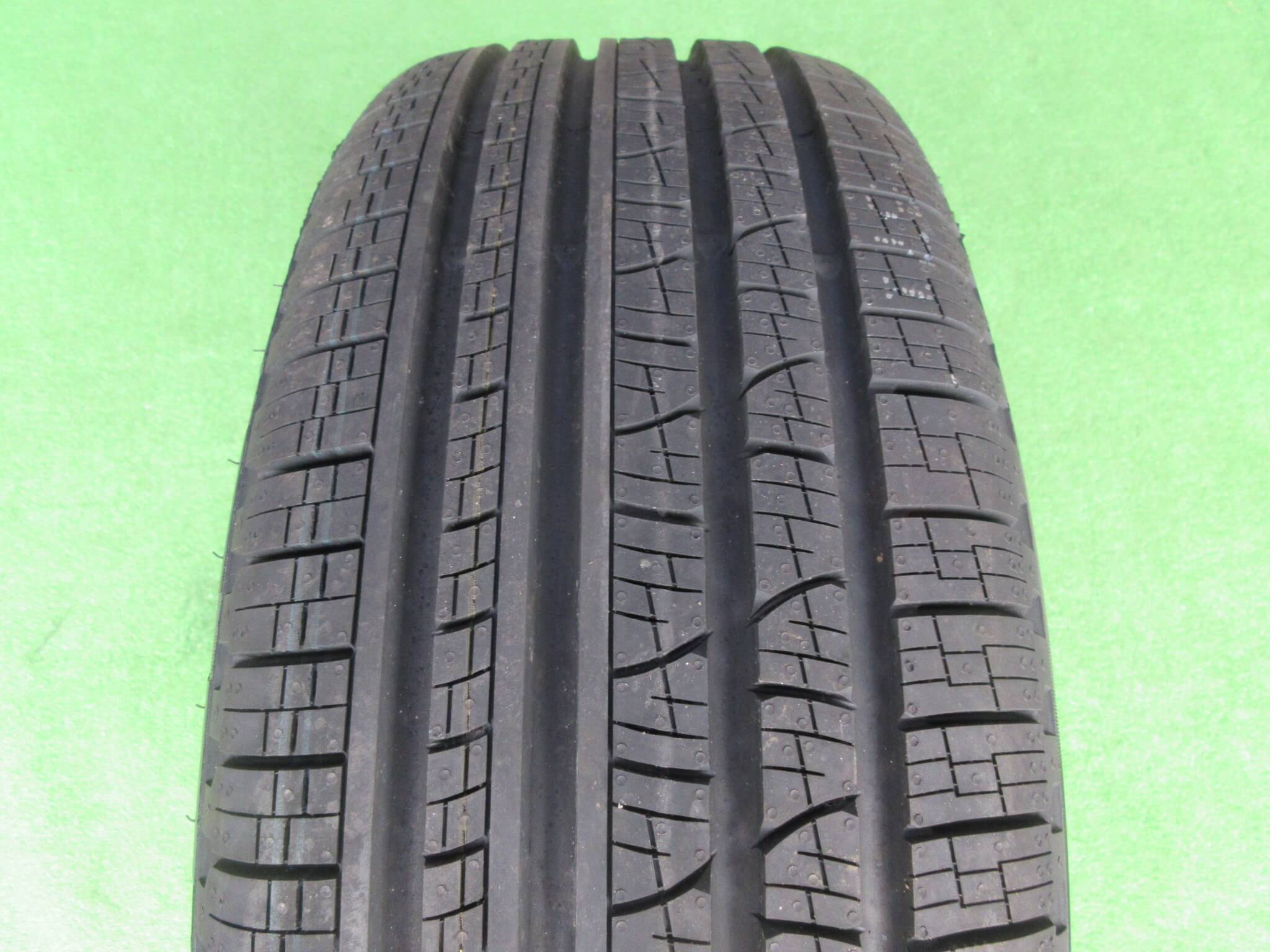 ピレリ　スコーピオン　ヴェルデ