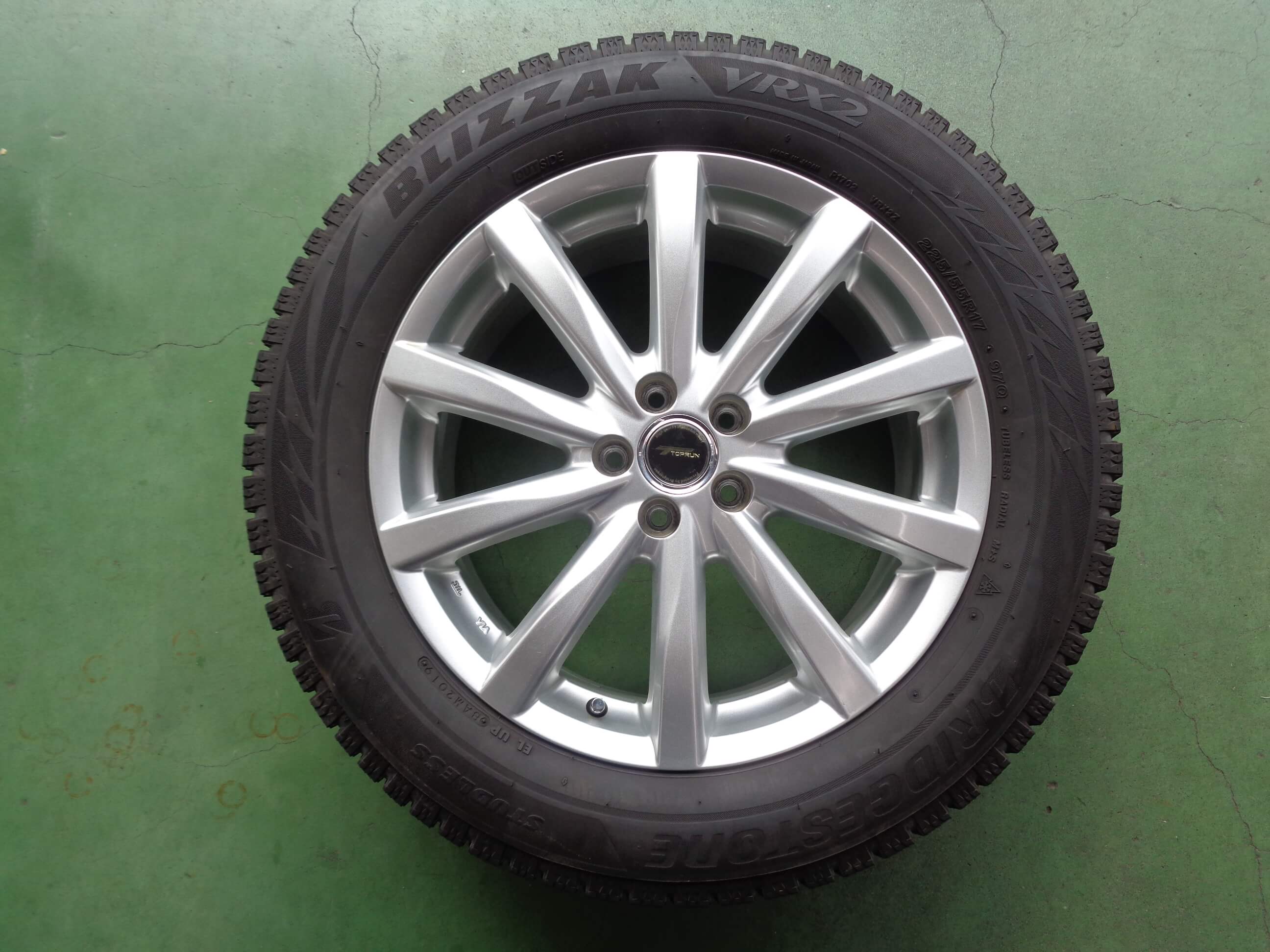 ブリヂストン　ブリザックVRX2