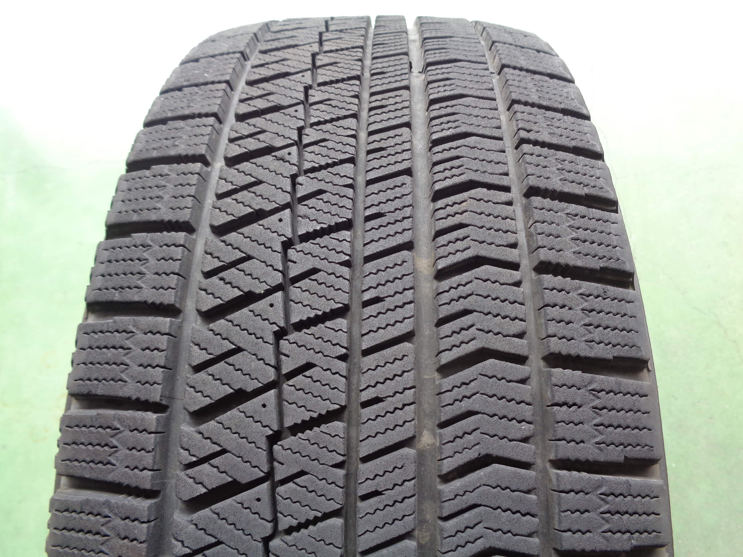 ブリヂストン　ブリザックVRX2