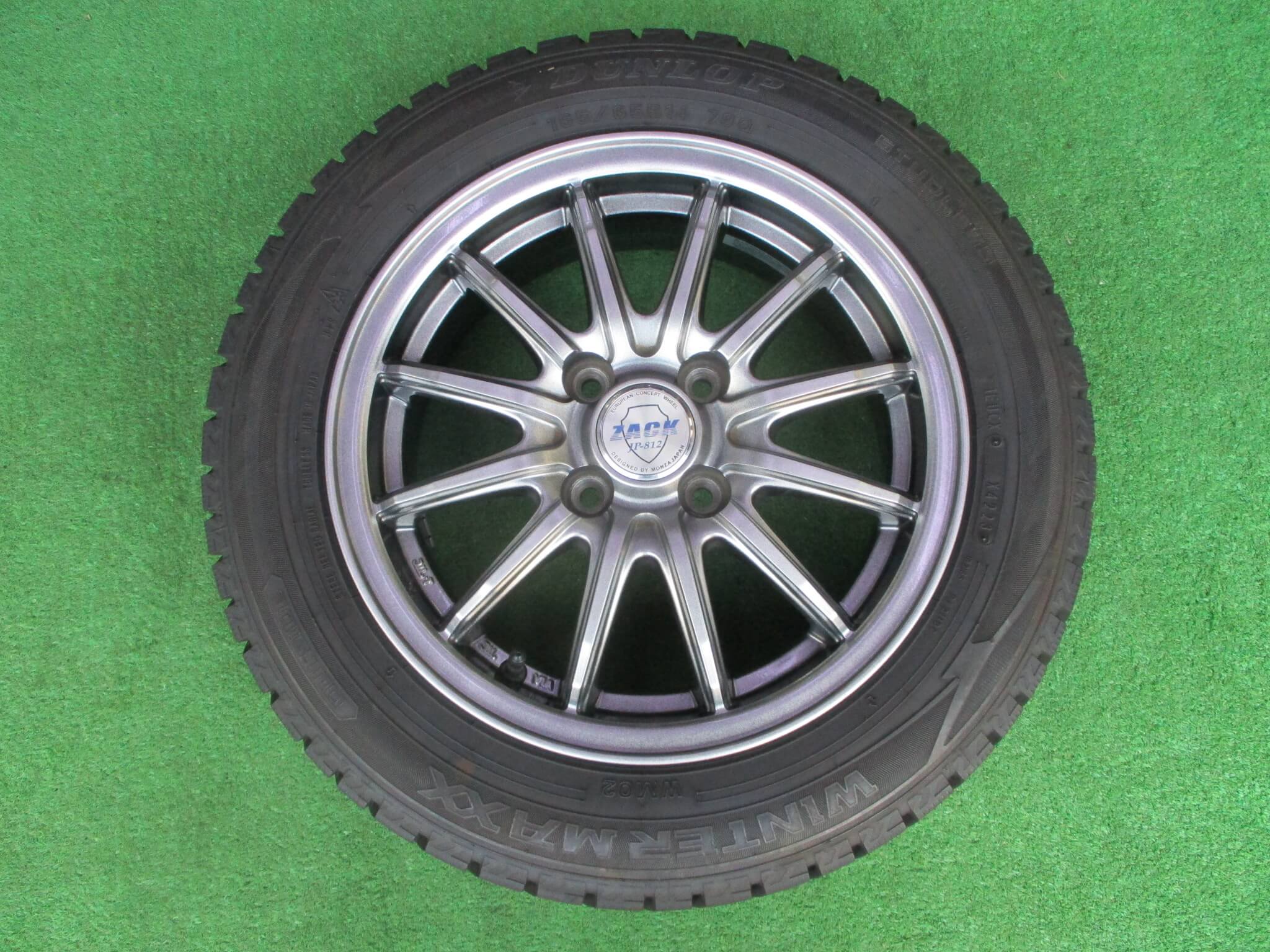 ダンロップ　ウィンターマックスWM02