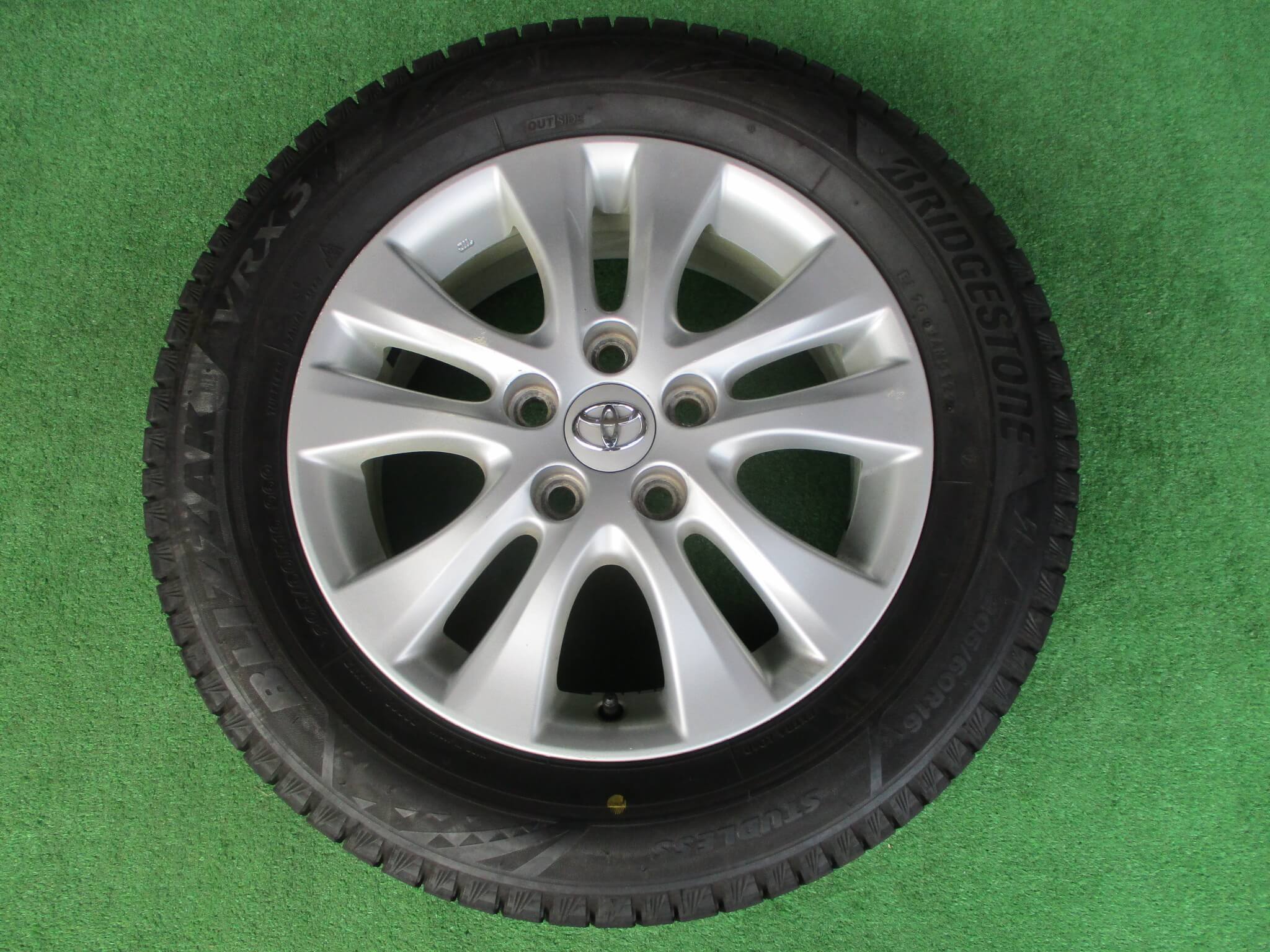 ブリヂストン　ブリザックVRX3