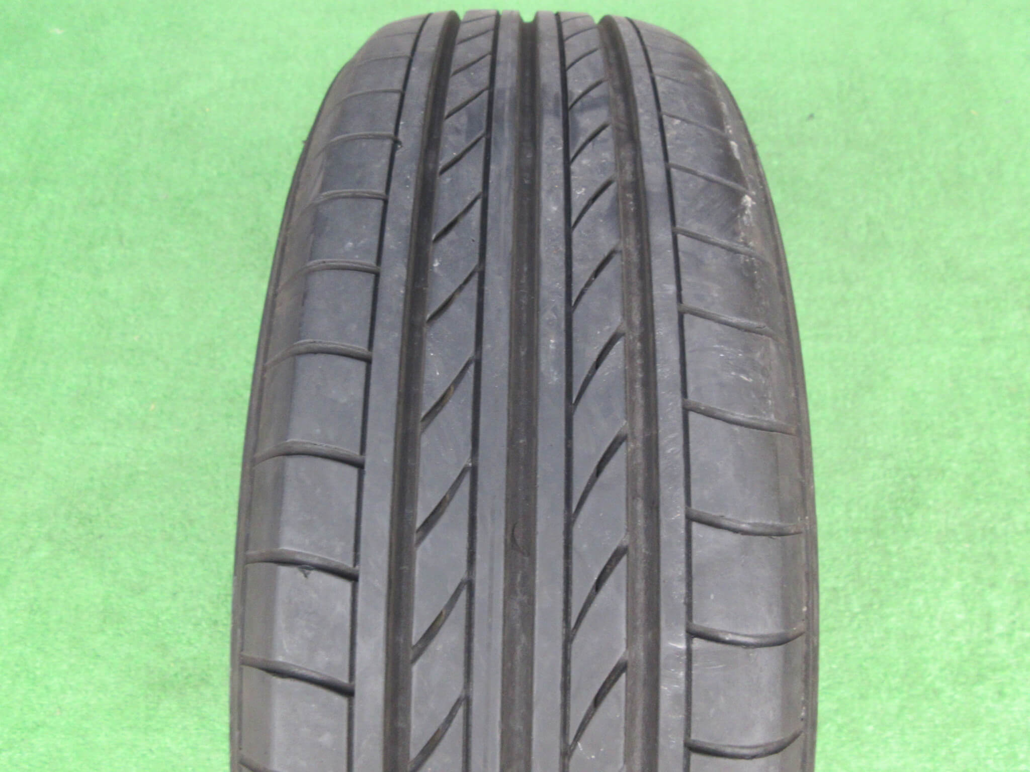 ヨコハマ　ブルーアースＥ５０