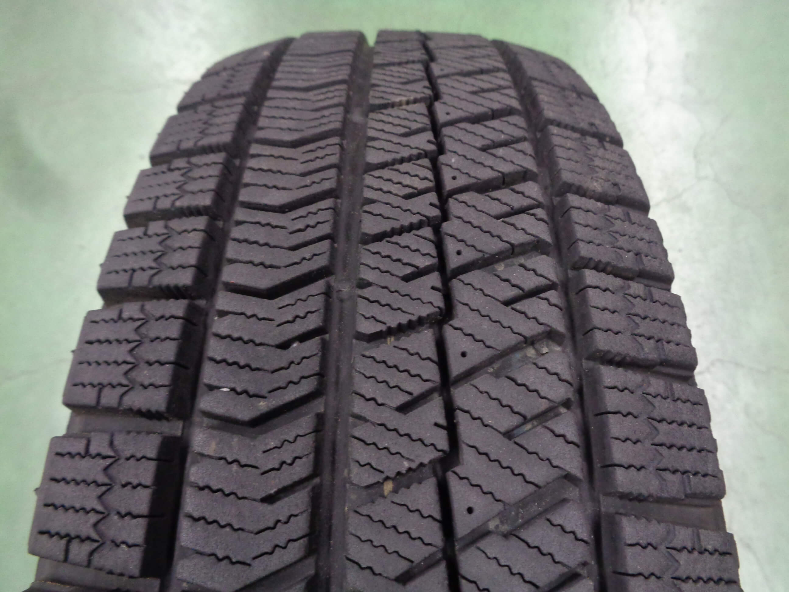 ブリヂストン　ブリザックVRX2