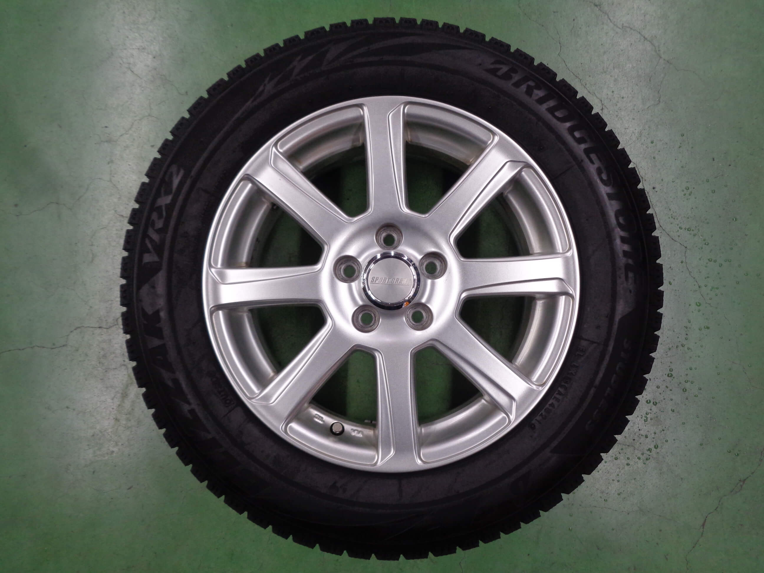 ブリヂストン　ブリザックVRX2