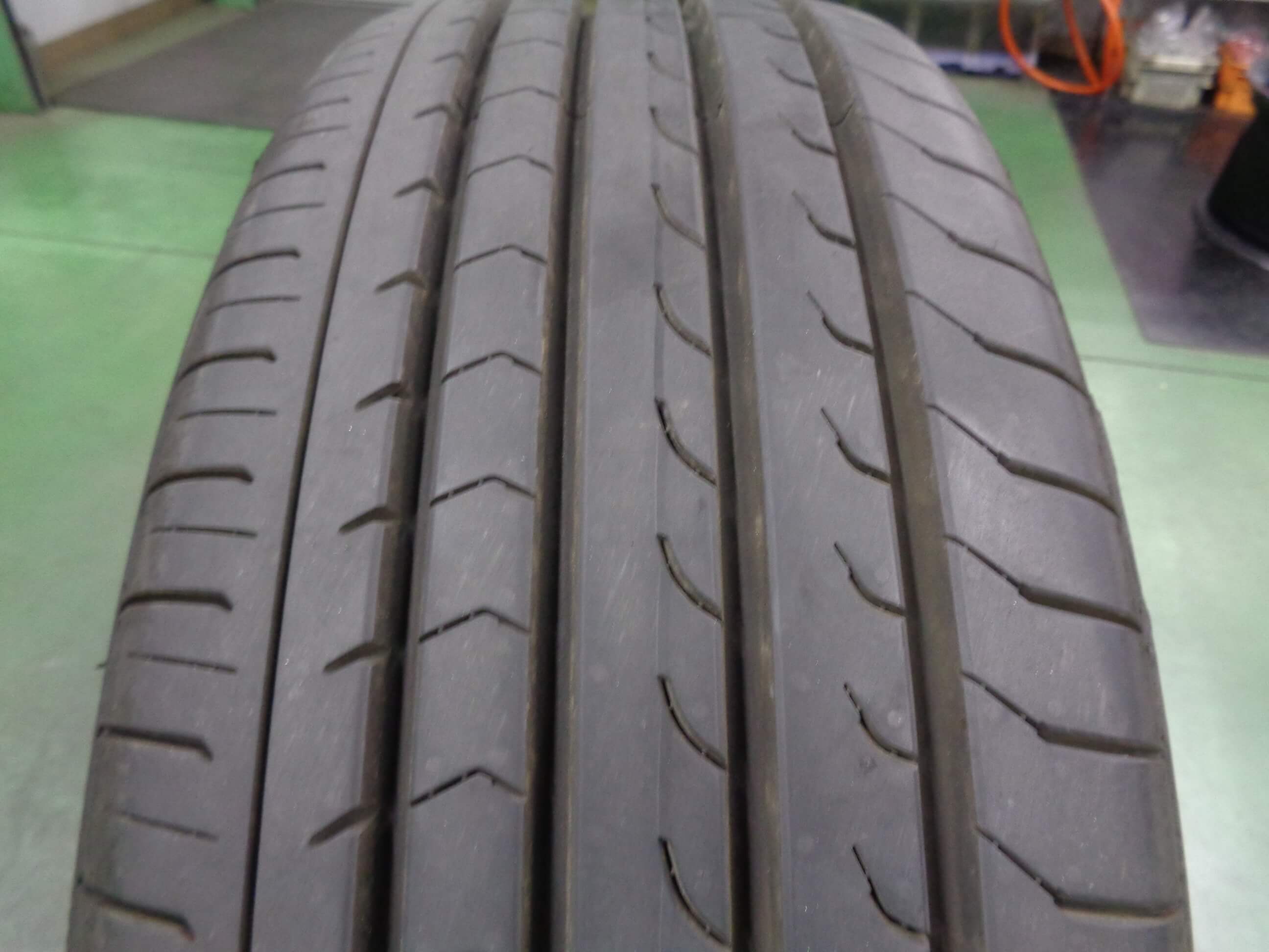 ヨコハマ　ブルーアースRV-03