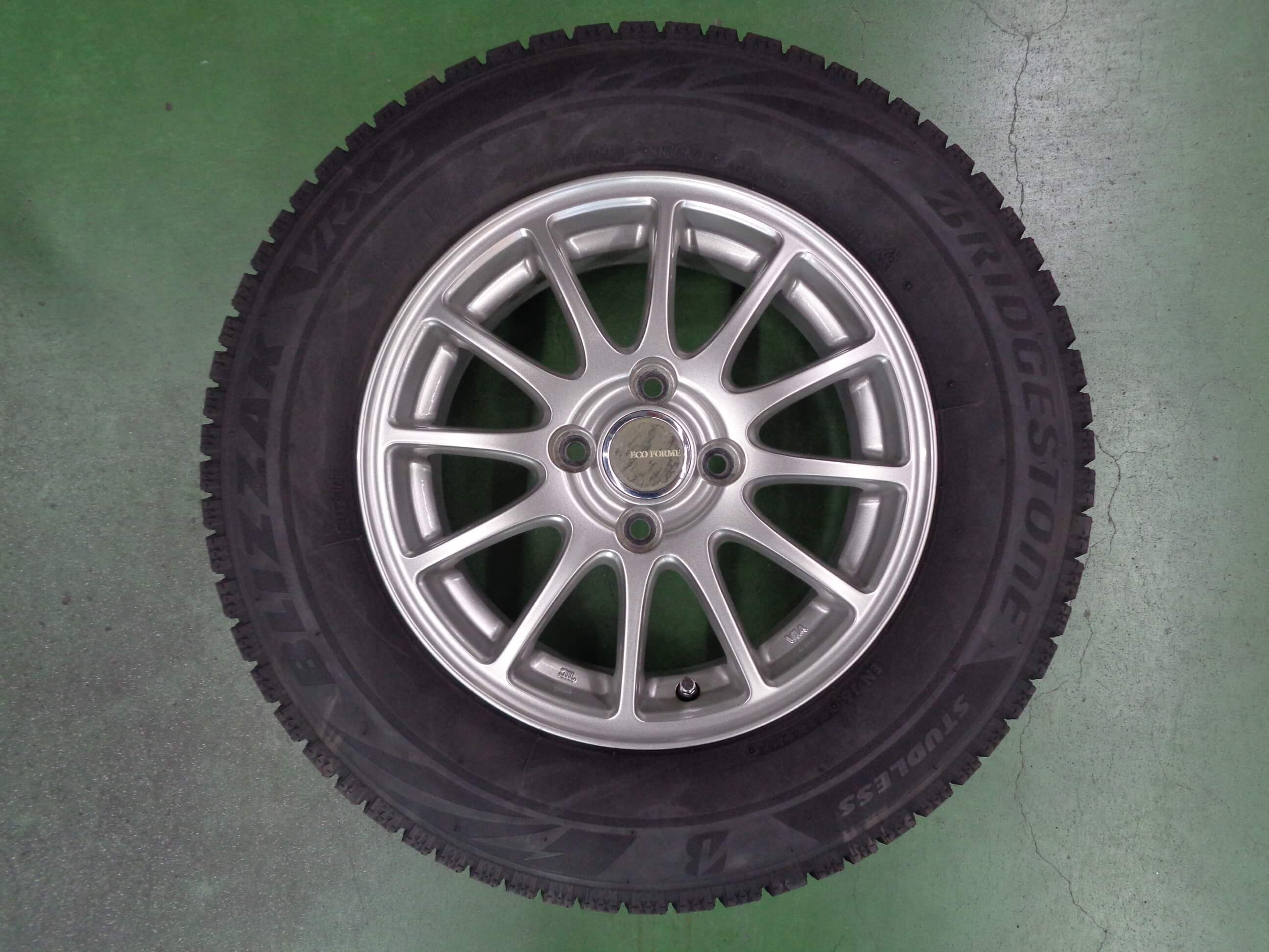 ブリヂストン　ブリザックVRX2