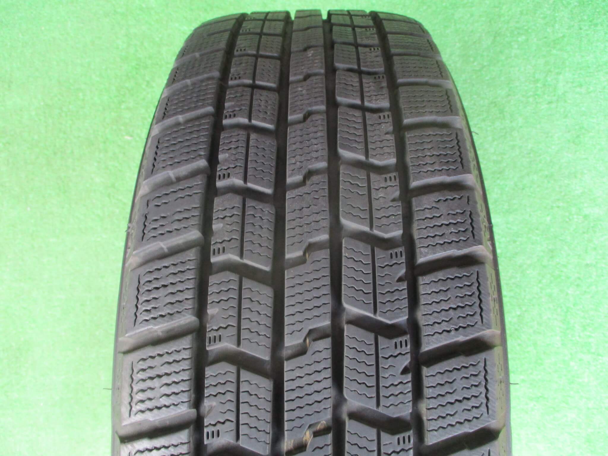 グッドイヤー　アイスナビ7