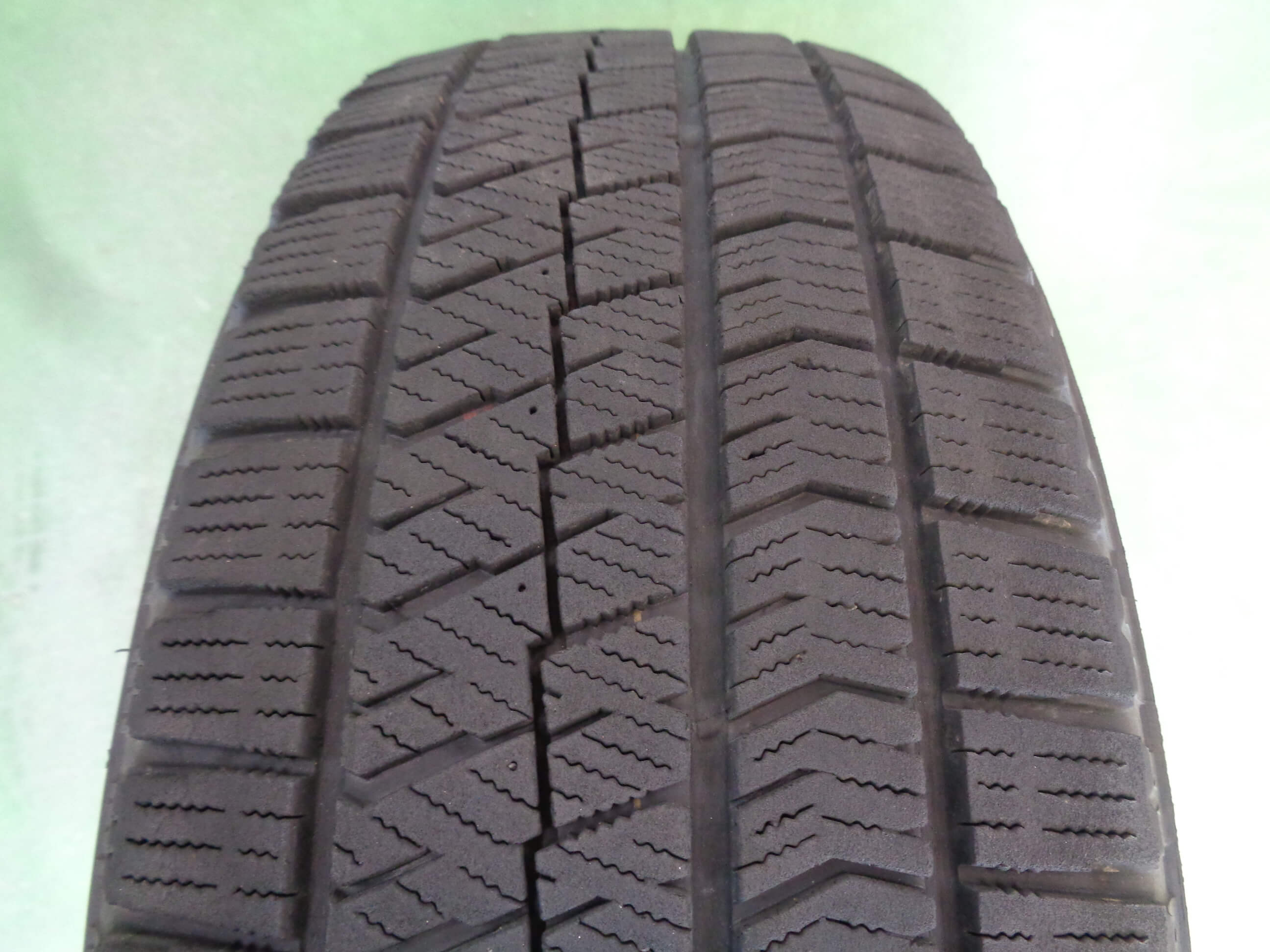 ブリヂストン　ブリザックVRX2