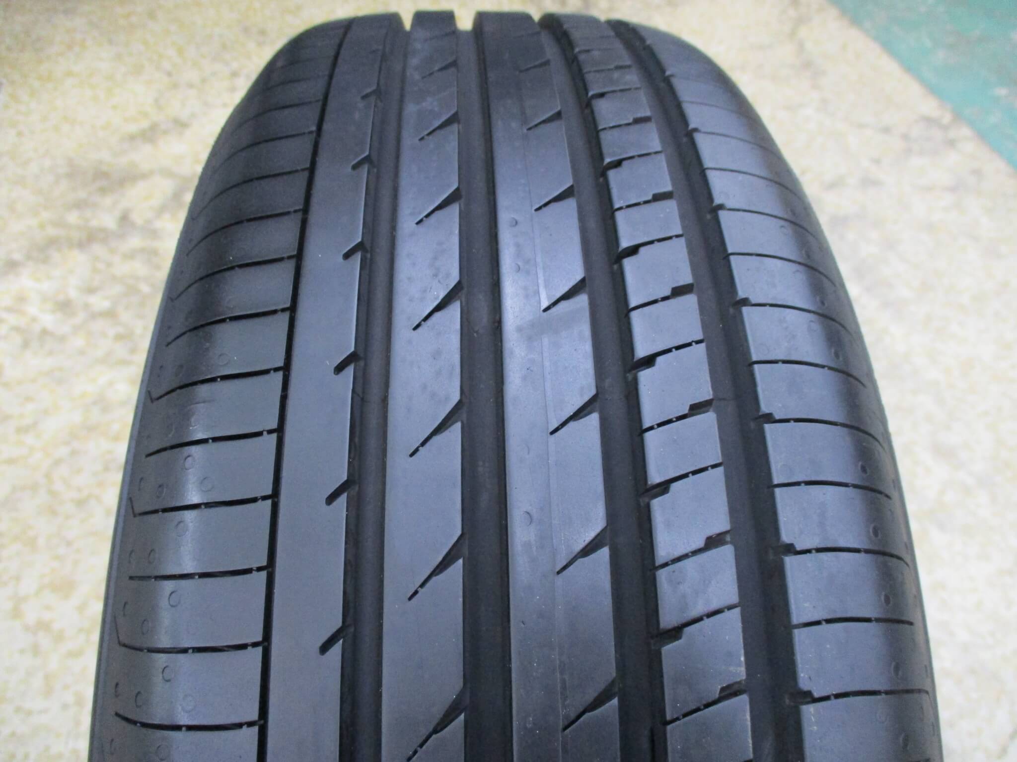 ヨコハマ　アドバンｄB V553