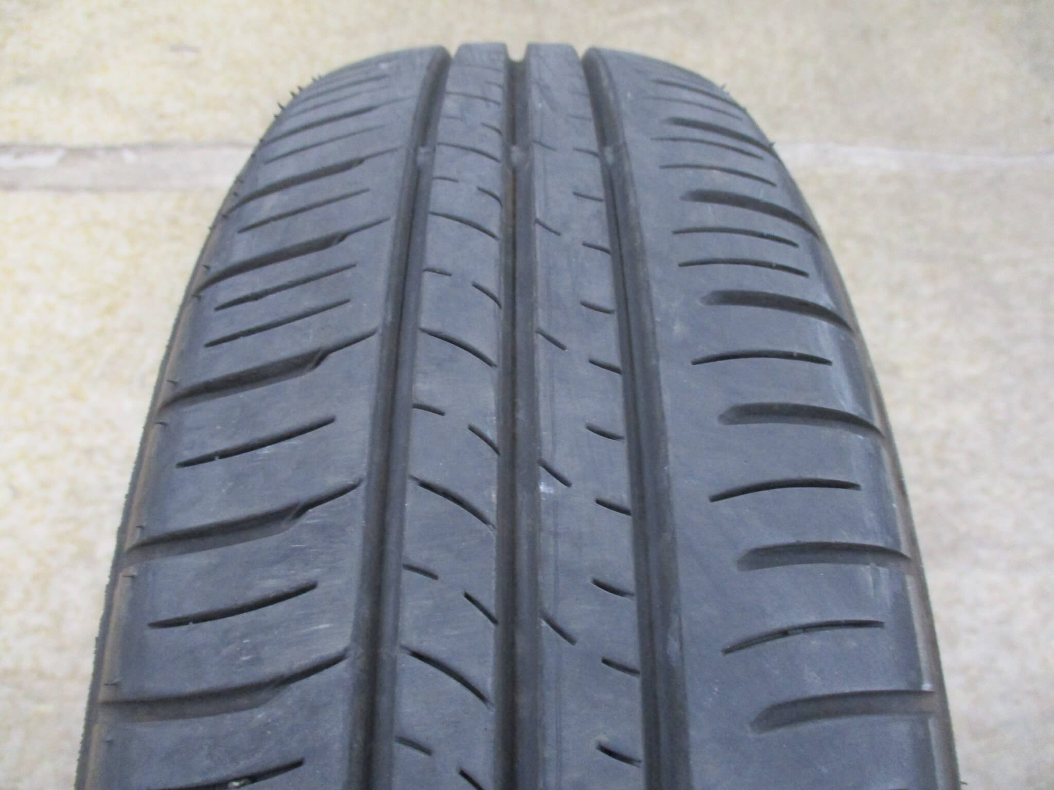 ダンロップ　エナセーブ　EC300+