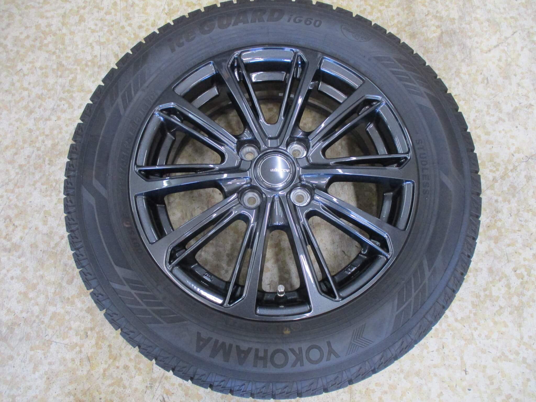 ヨコハマ　アイスガードIG60