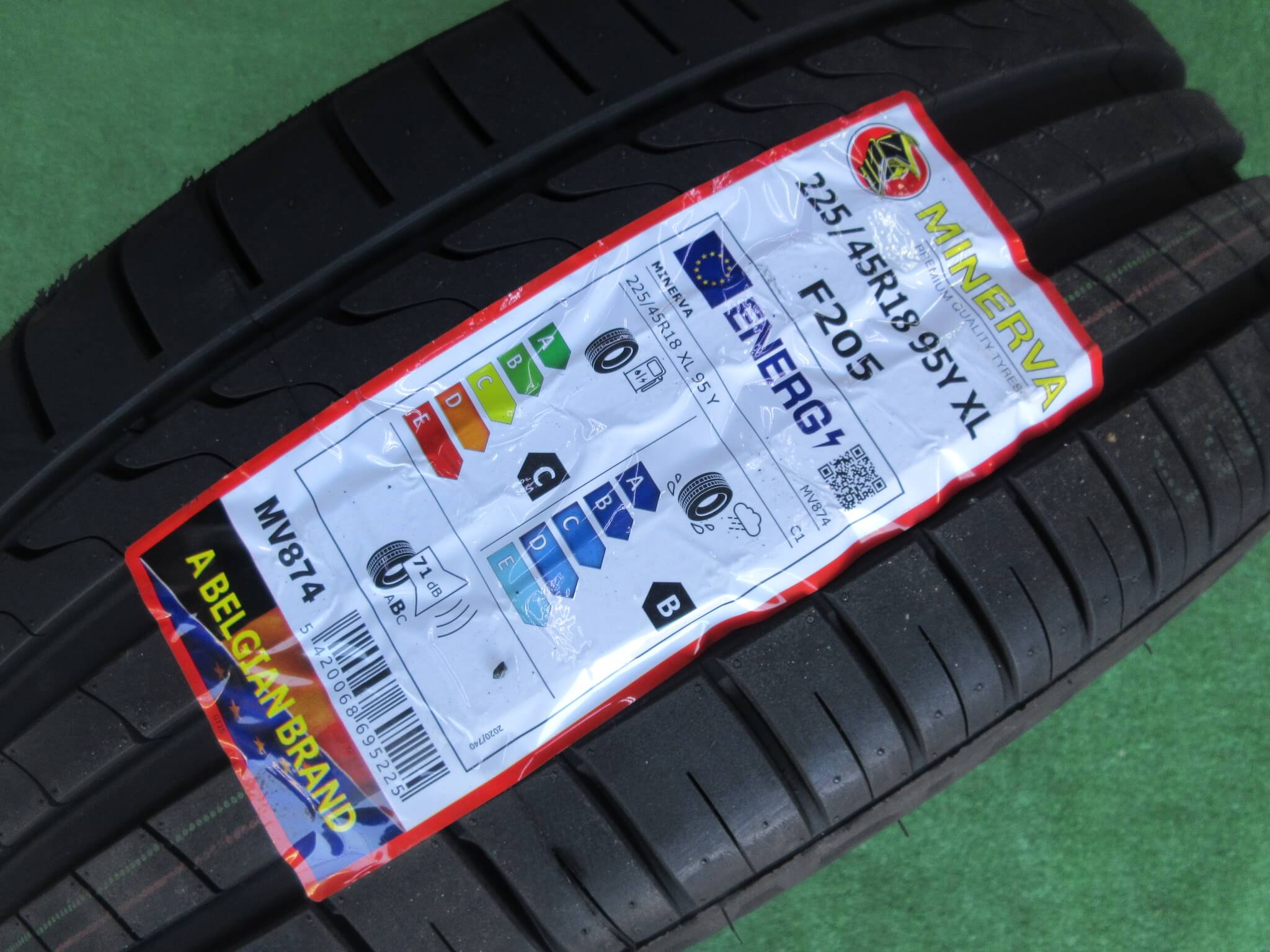 ミネルバ　Ｆ２０５