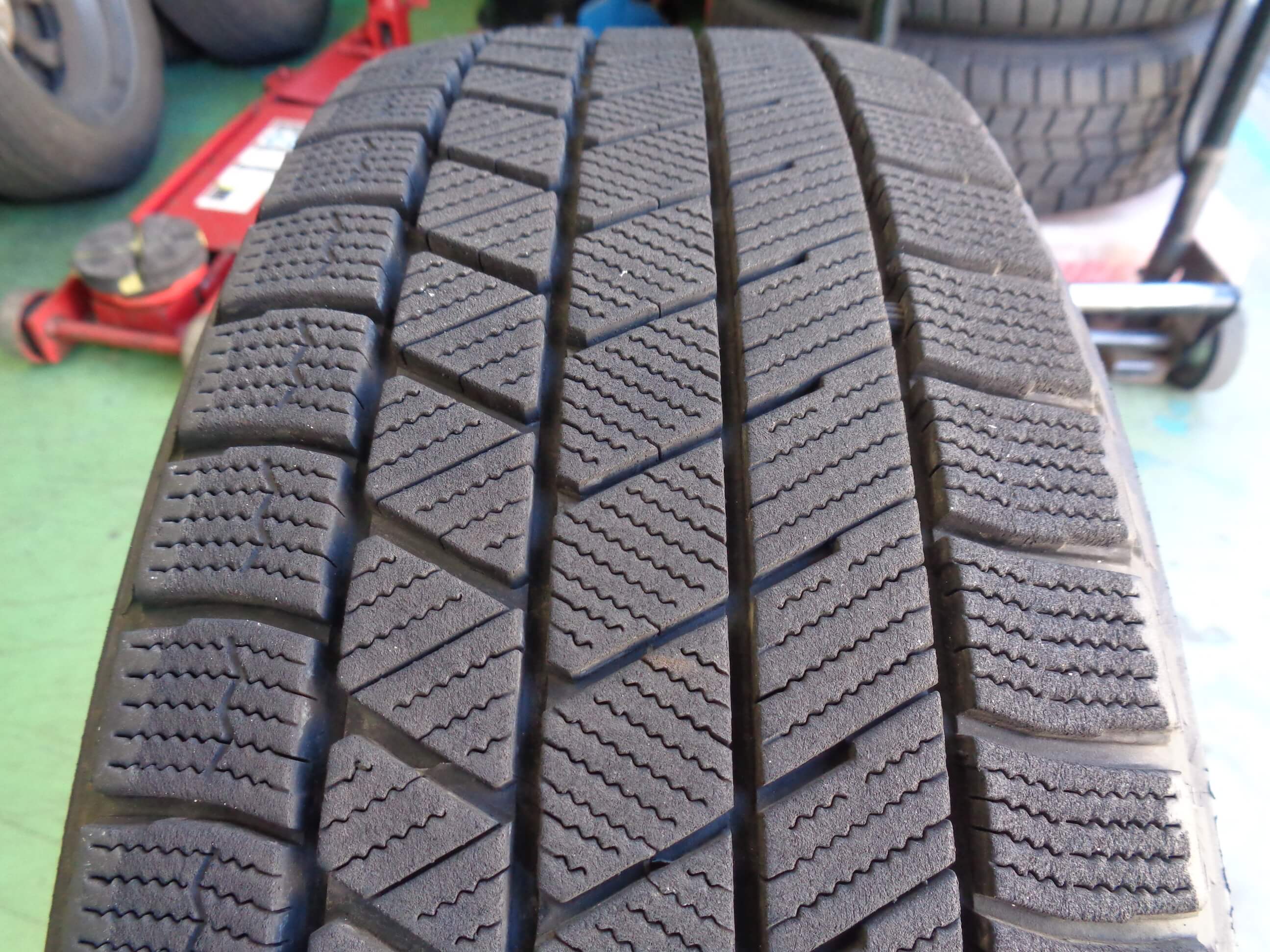 ブリヂストン ブリザック VRX3