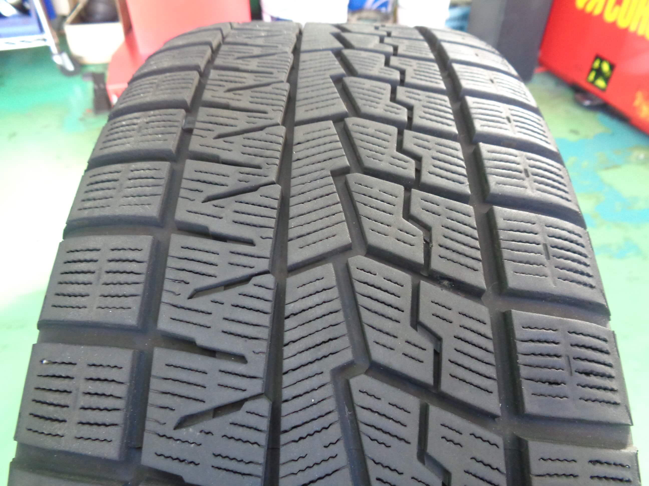 ヨコハマ アイスガードiG70