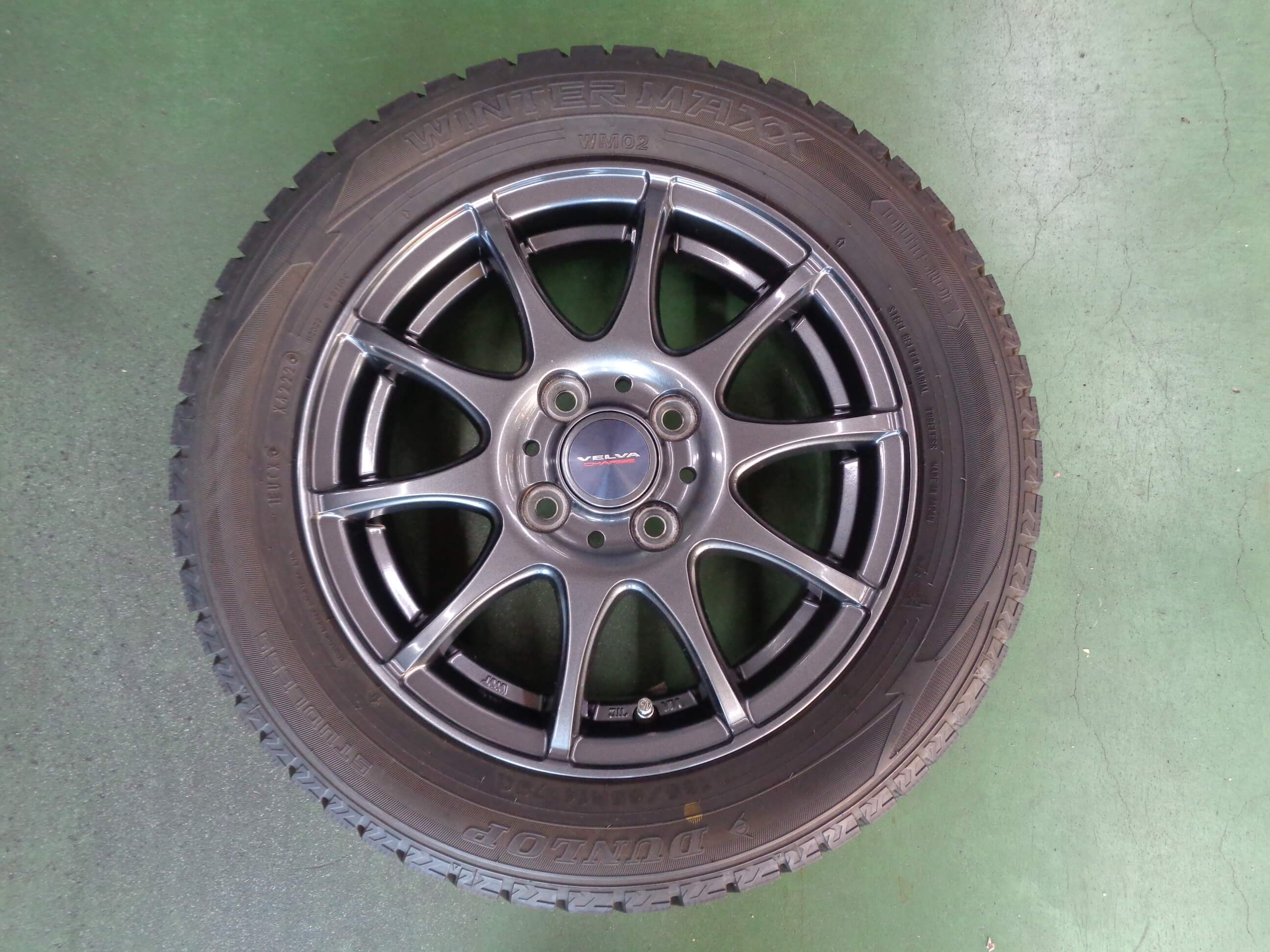 ダンロップ　ウィンターマックスWM02