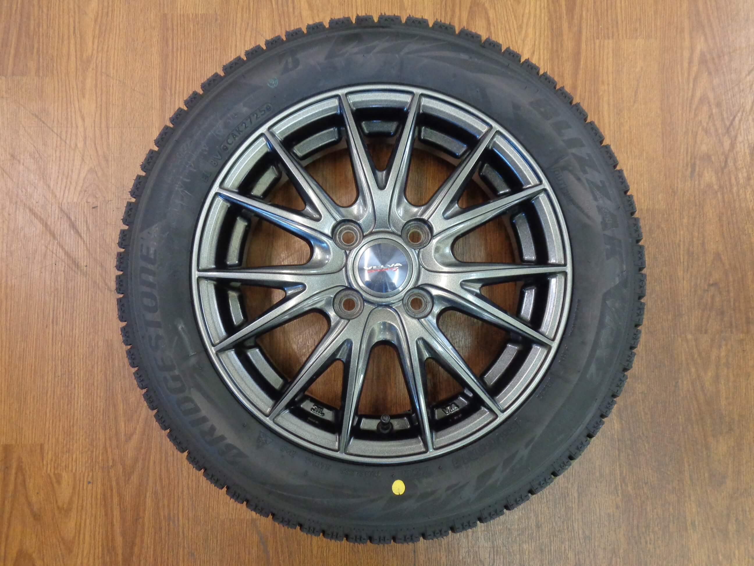 ブリヂストン ブリザック VRX2