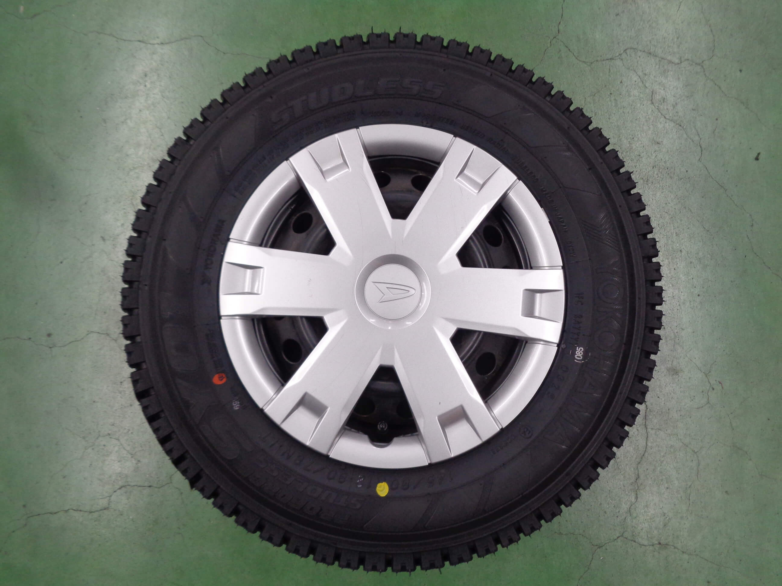 ヨコハマ　SY01V