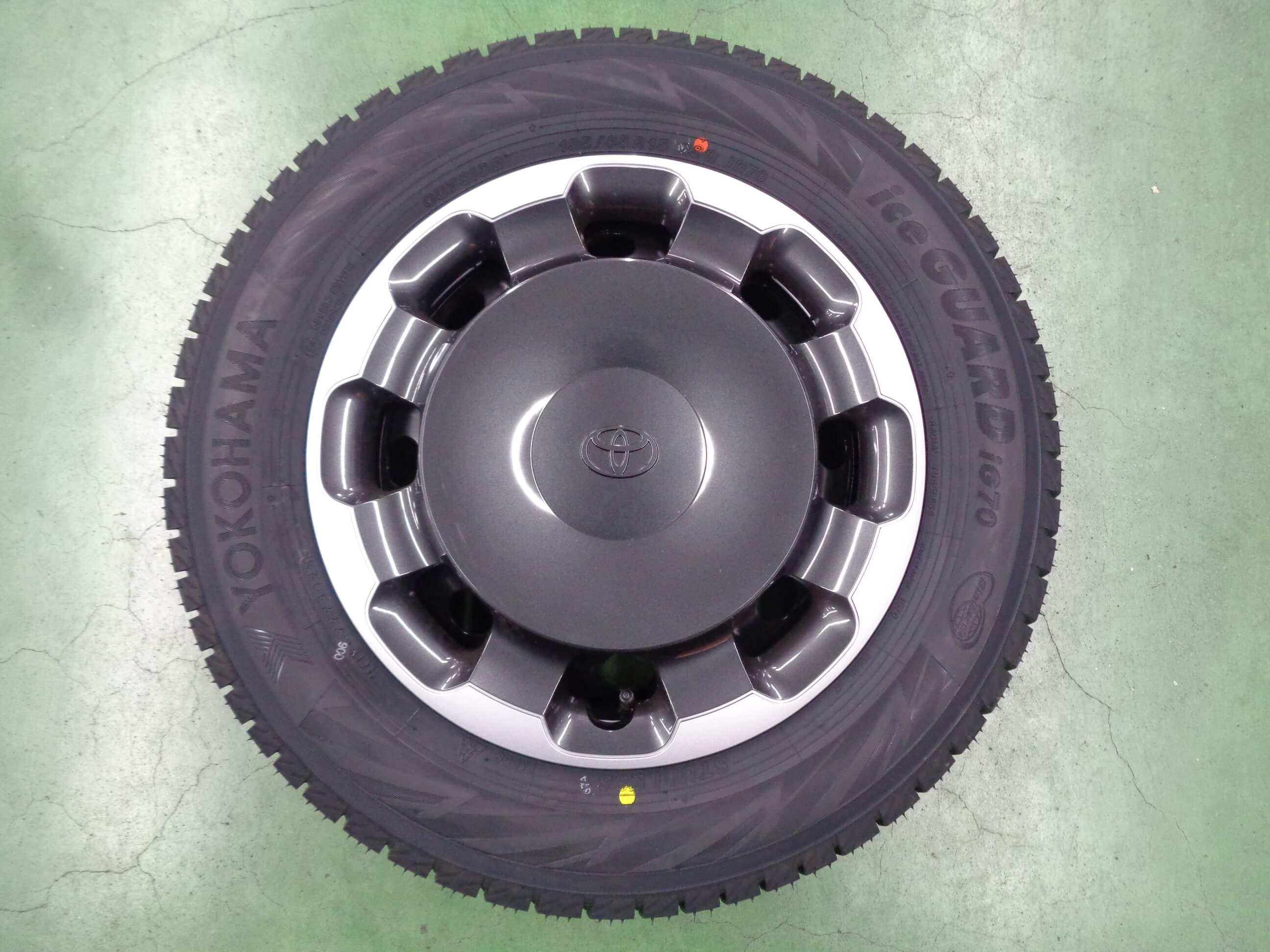 ヨコハマ　アイスガードIG70