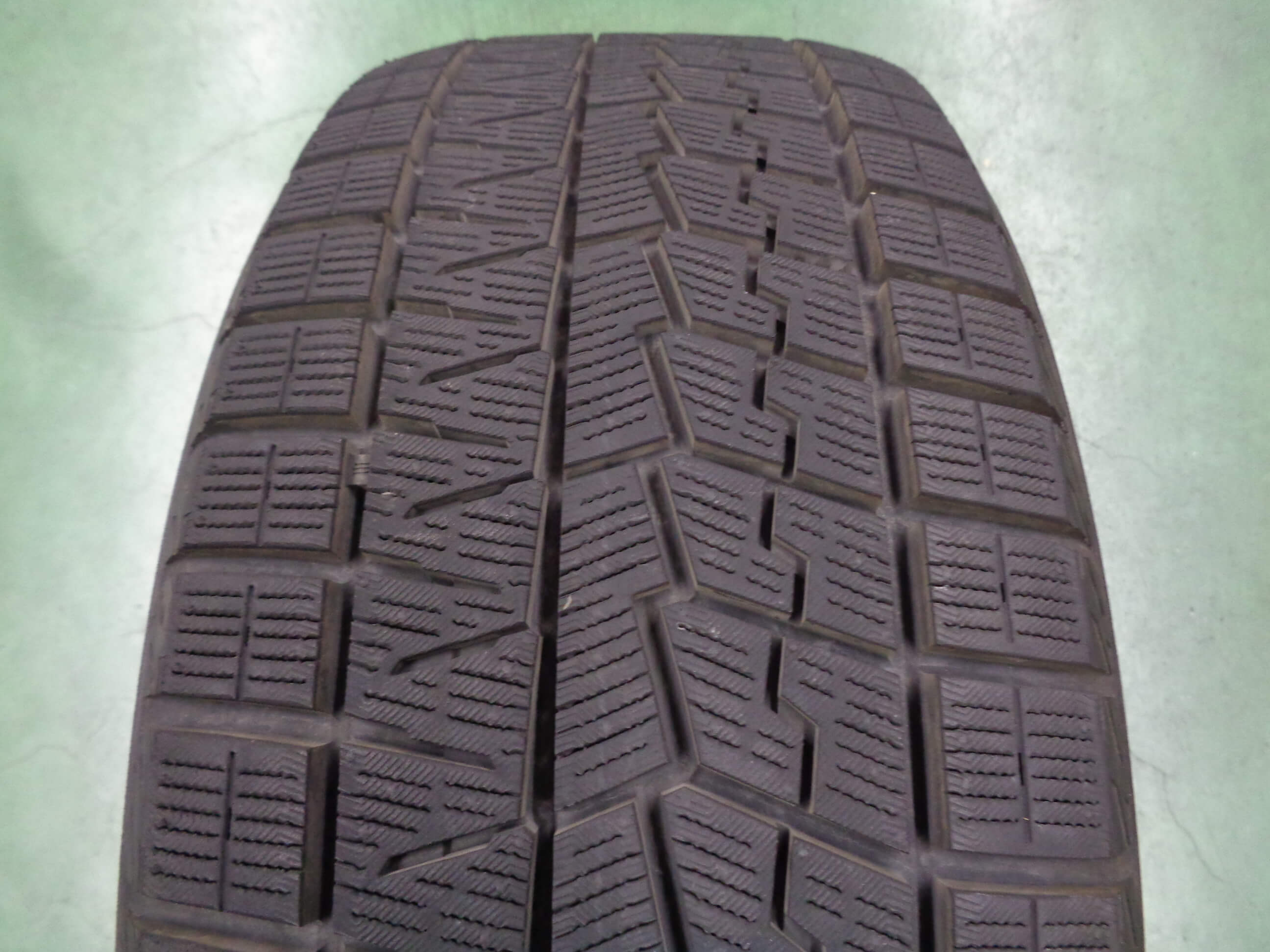 ヨコハマ　アイスガードIG70