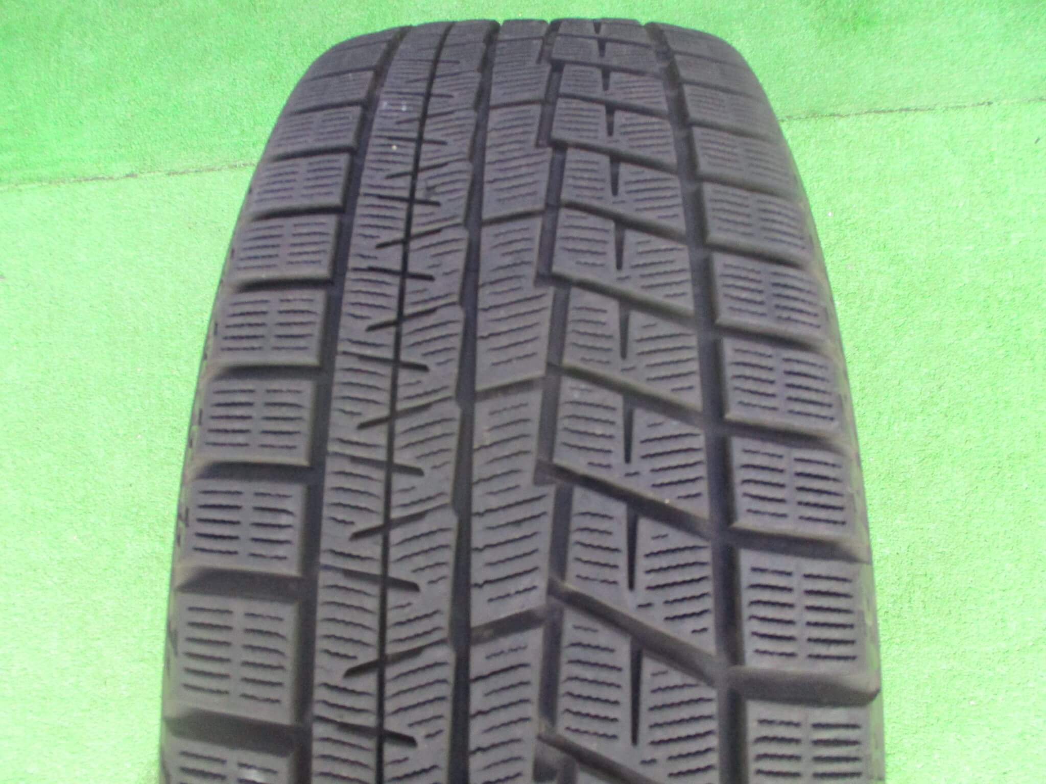 ヨコハマ　アイスガードIG60