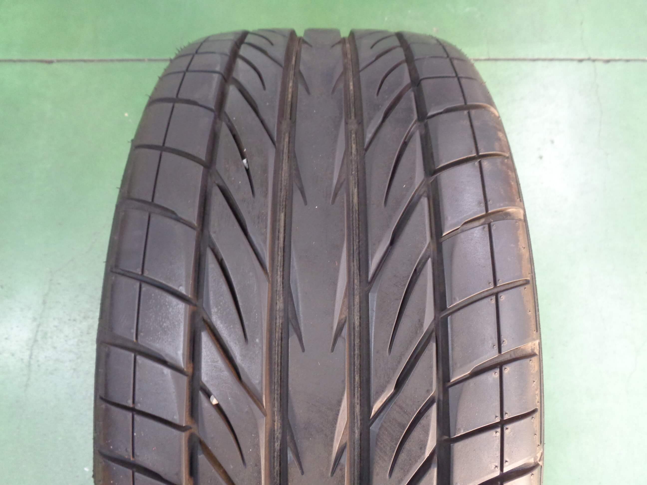 グッドイヤー　RS-02