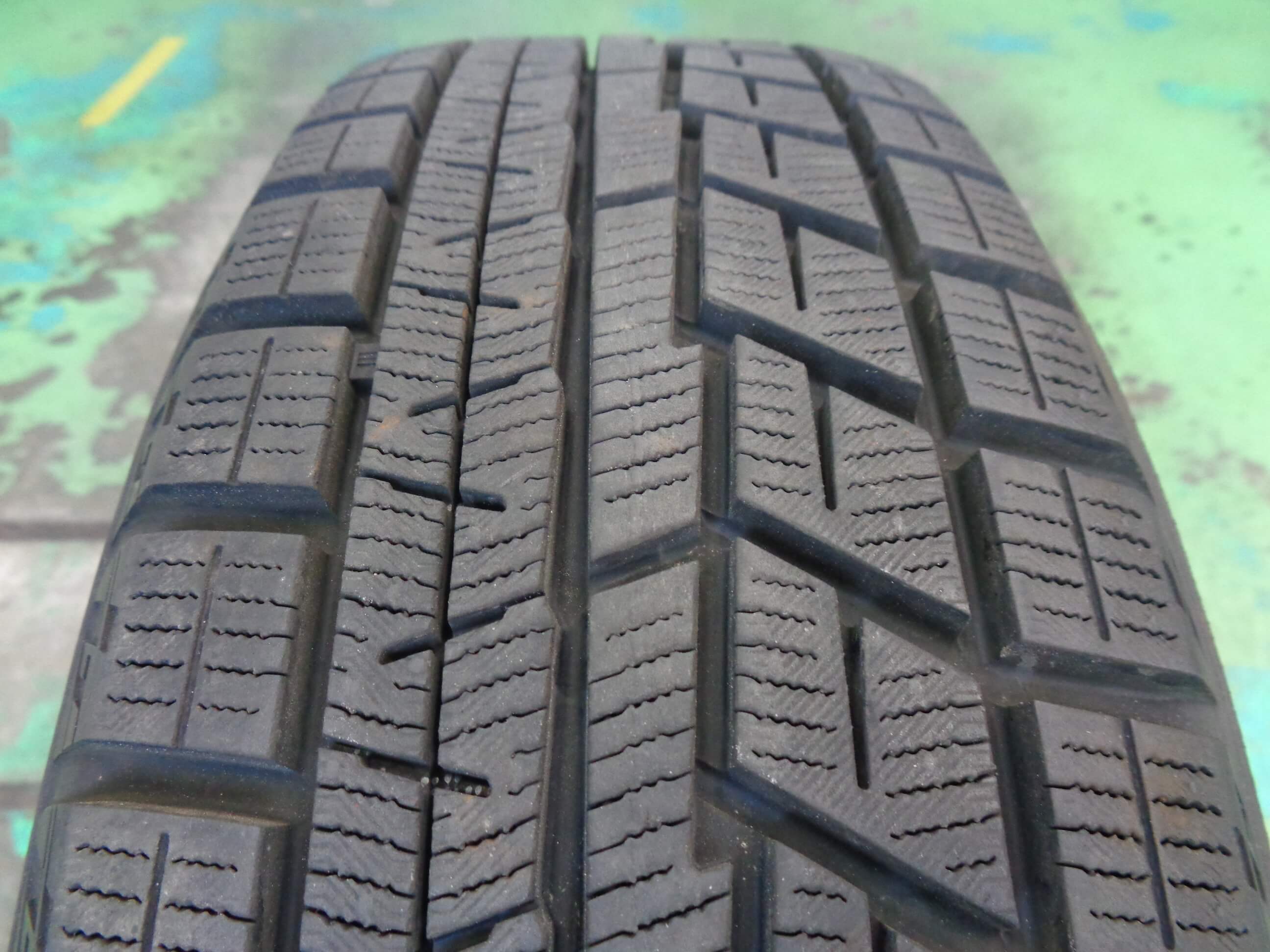 ヨコハマ アイスガードiG60